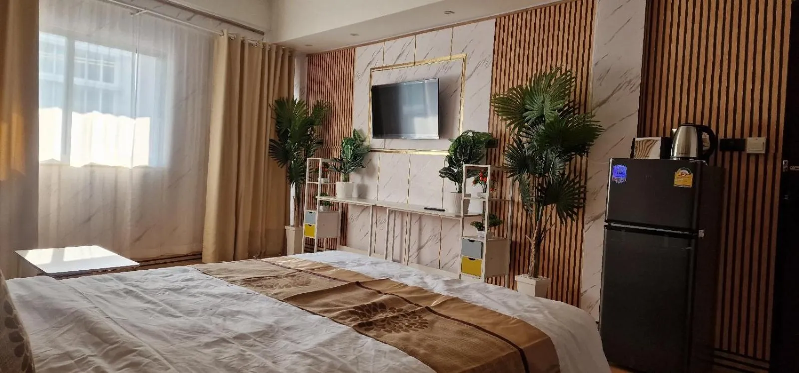 TV and multimedia, Bed in Priory Hillside Residence