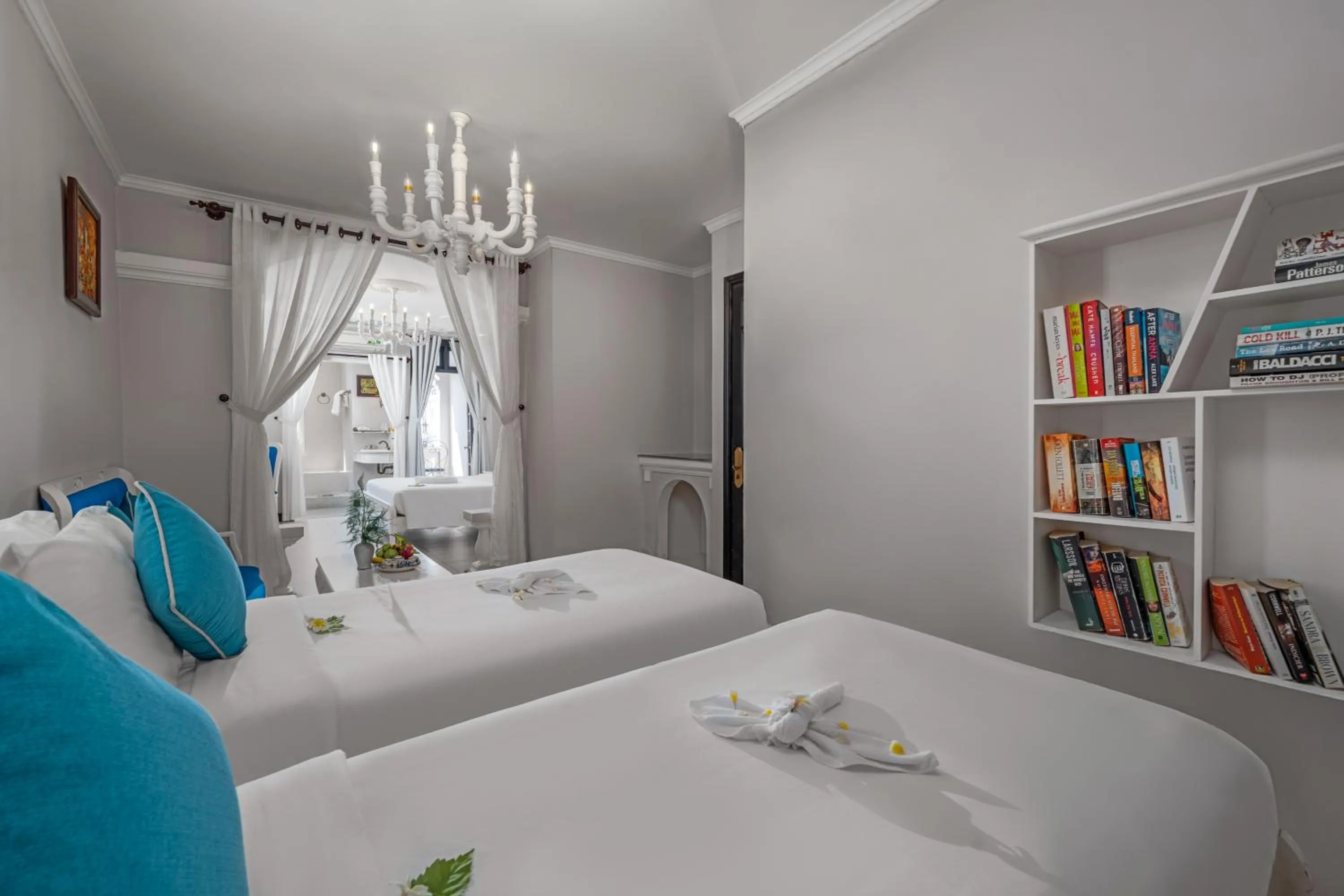 Bed in Hoi An Garden Palace and Spa - A Boutique Inspired by Nature