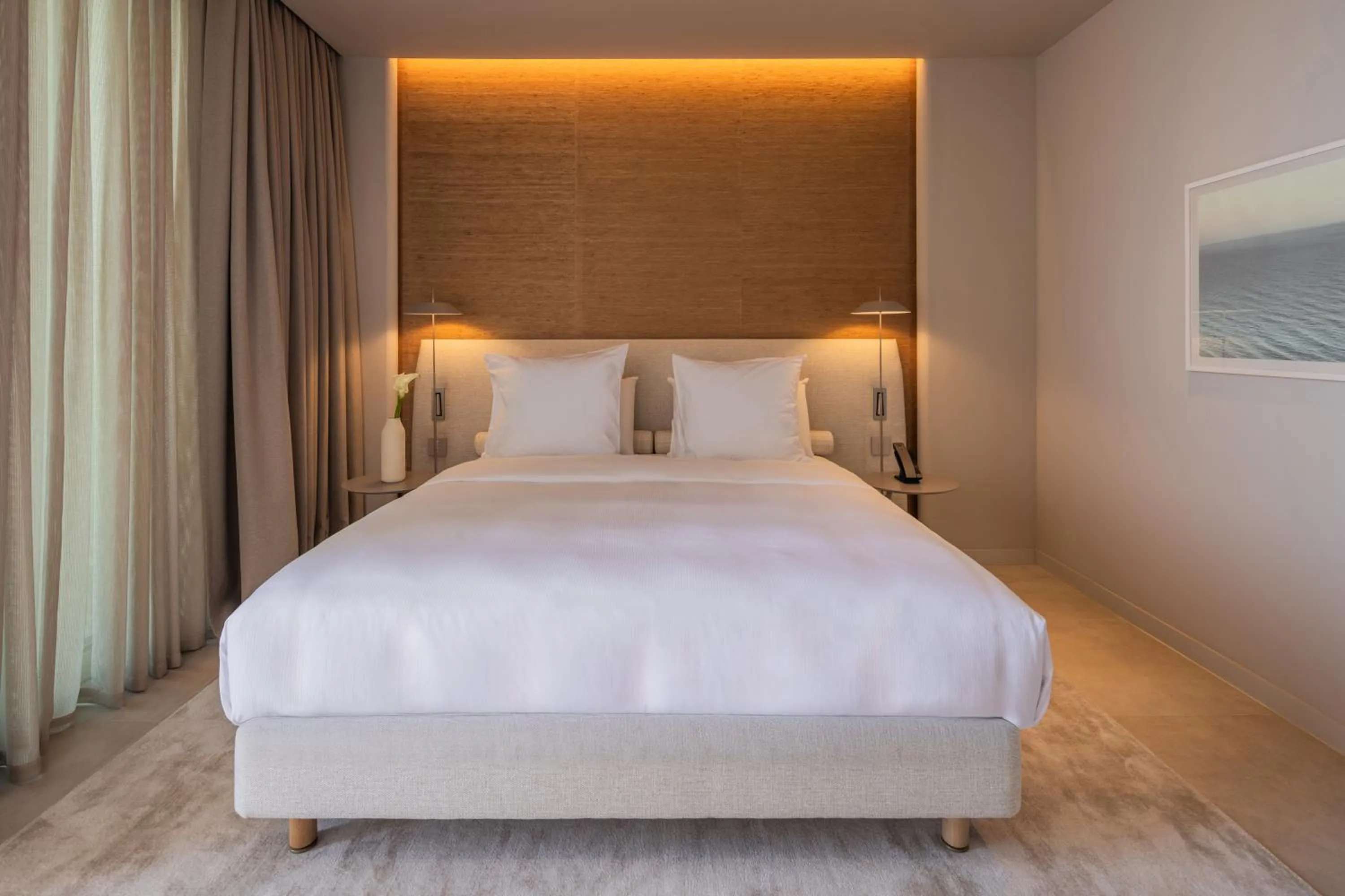 Bedroom, Bed in Green Coast Hotel MGallery Collection