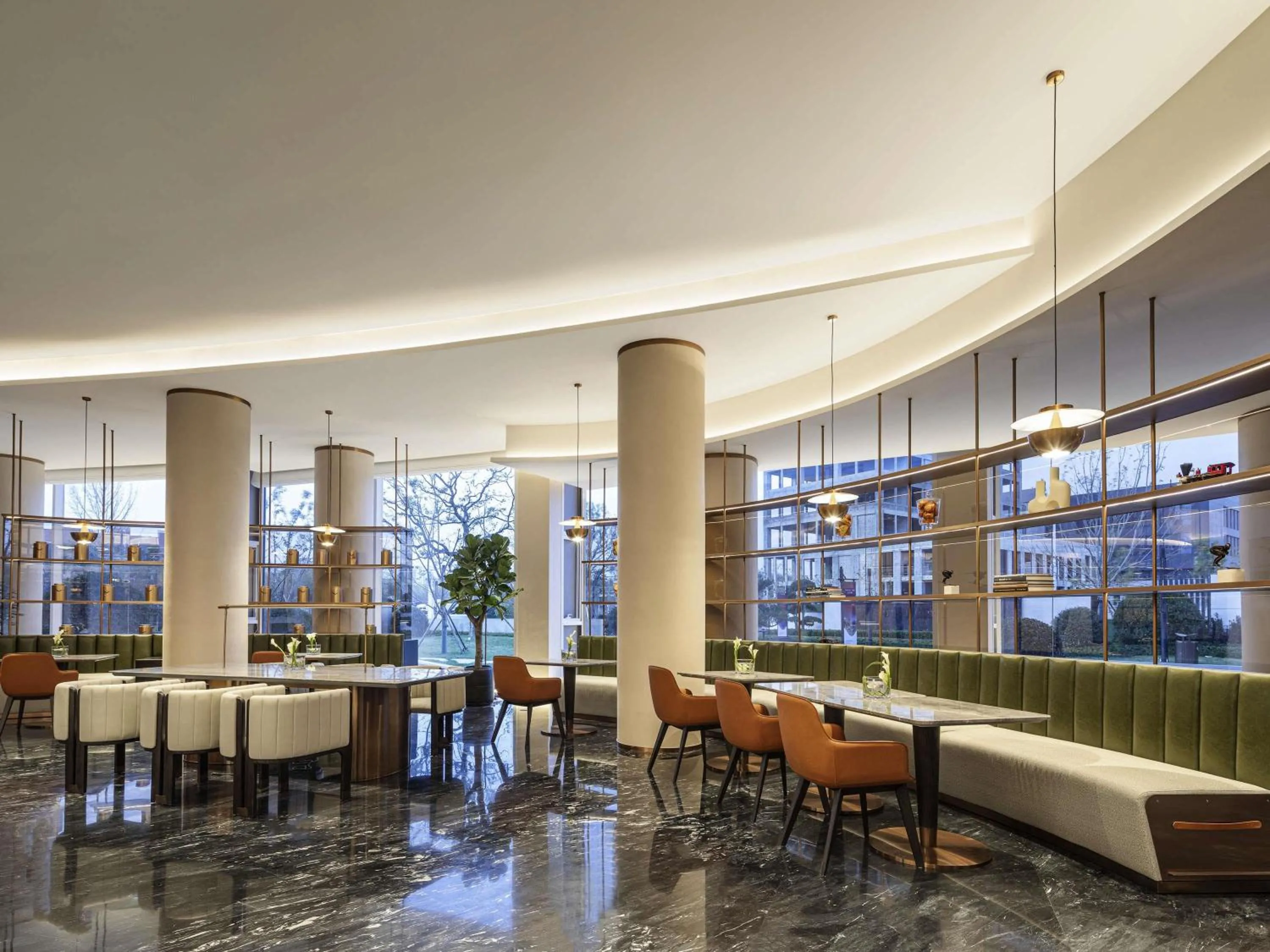 Lounge or bar in Movenpick by Accor Qingdao Sunmei
