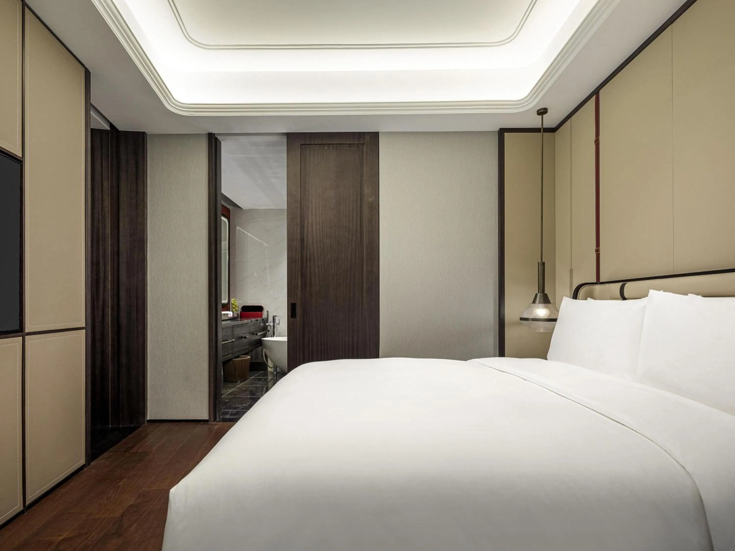 Bedroom in Movenpick by Accor Qingdao Sunmei