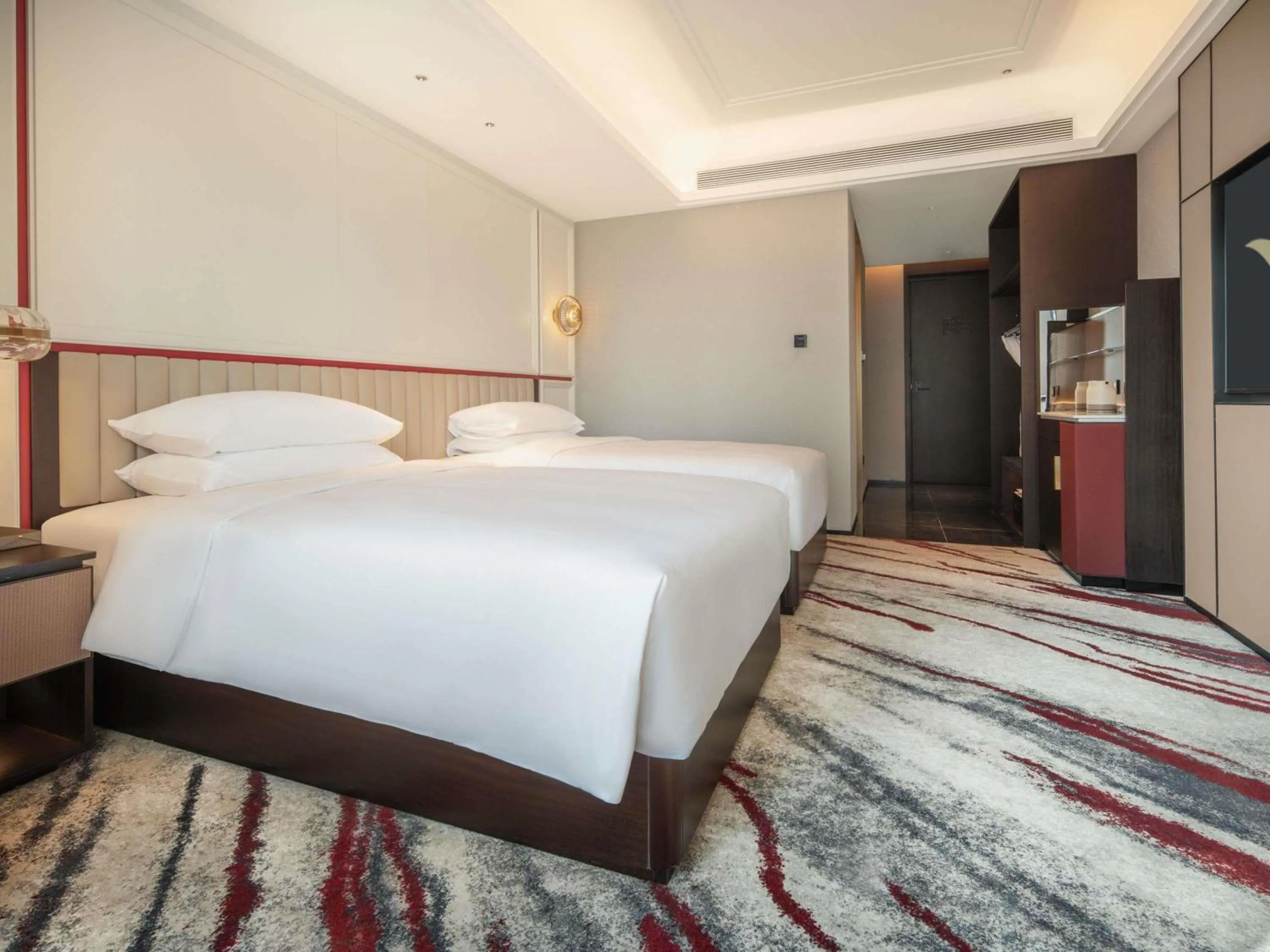 Bedroom in Mövenpick by Accor Kuanzhai Alley Chengdu