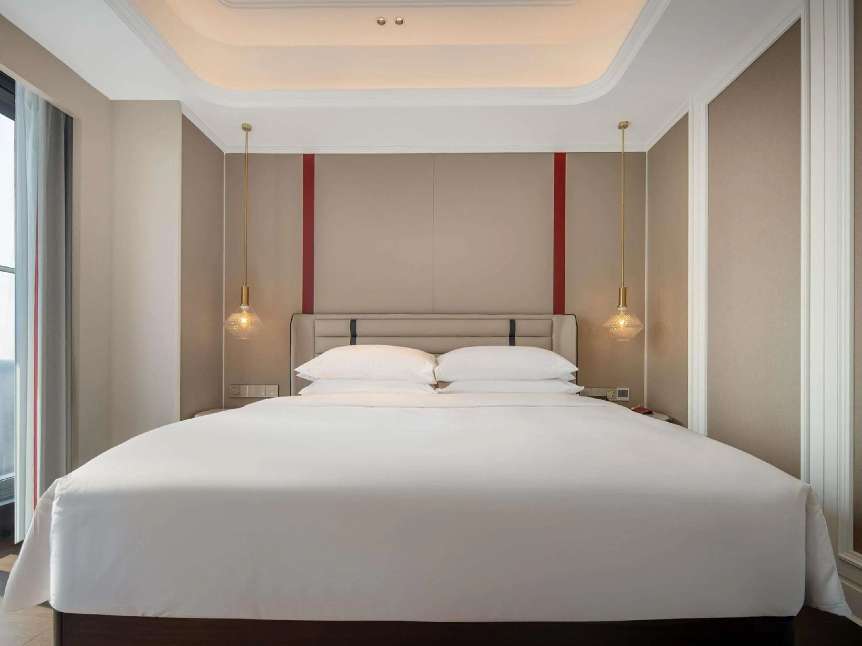 Bedroom in Mövenpick by Accor Kuanzhai Alley Chengdu