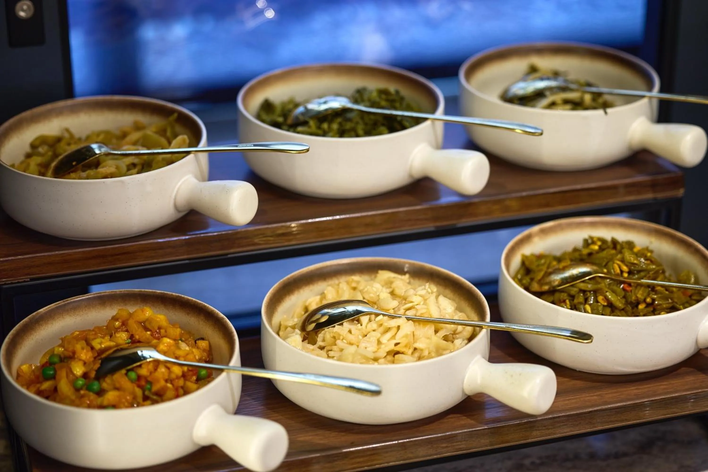 Restaurant/places to eat in Mercure Hangzhou West Lake Fengqi Road