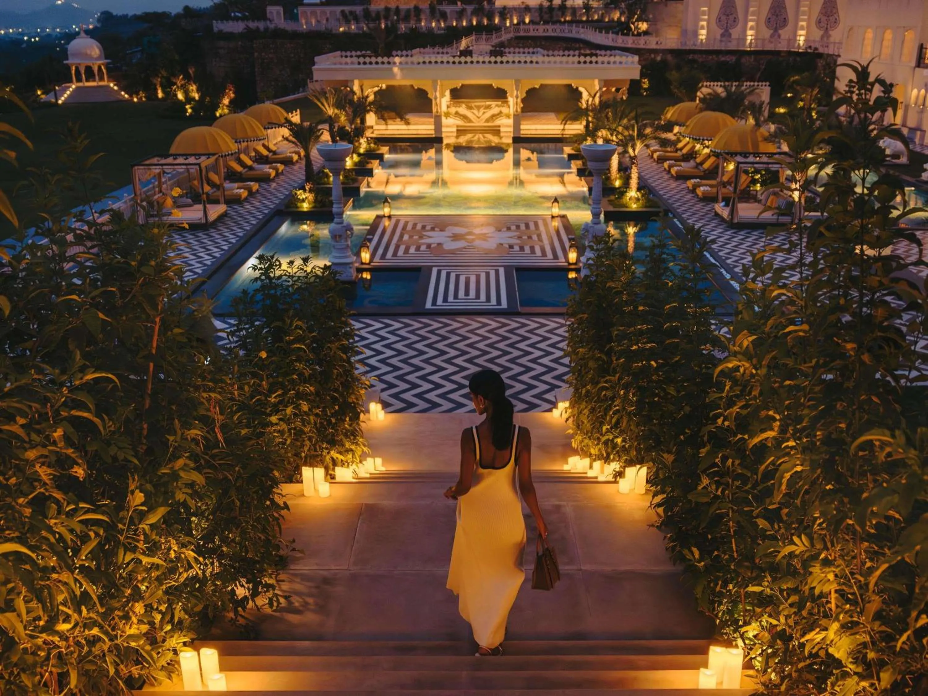 Lounge or bar in Fairmont Udaipur Palace