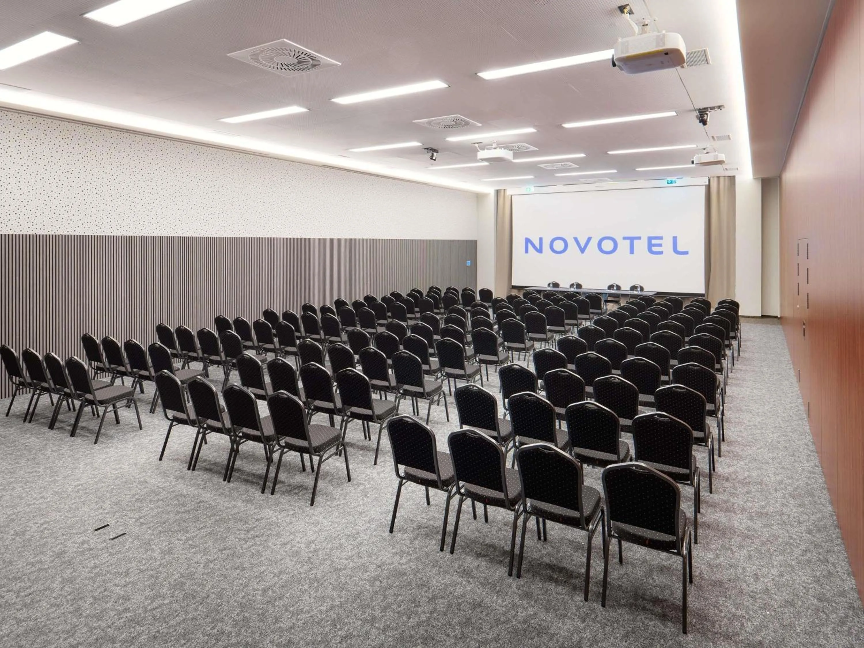 Meeting/conference room in Novotel Zagreb