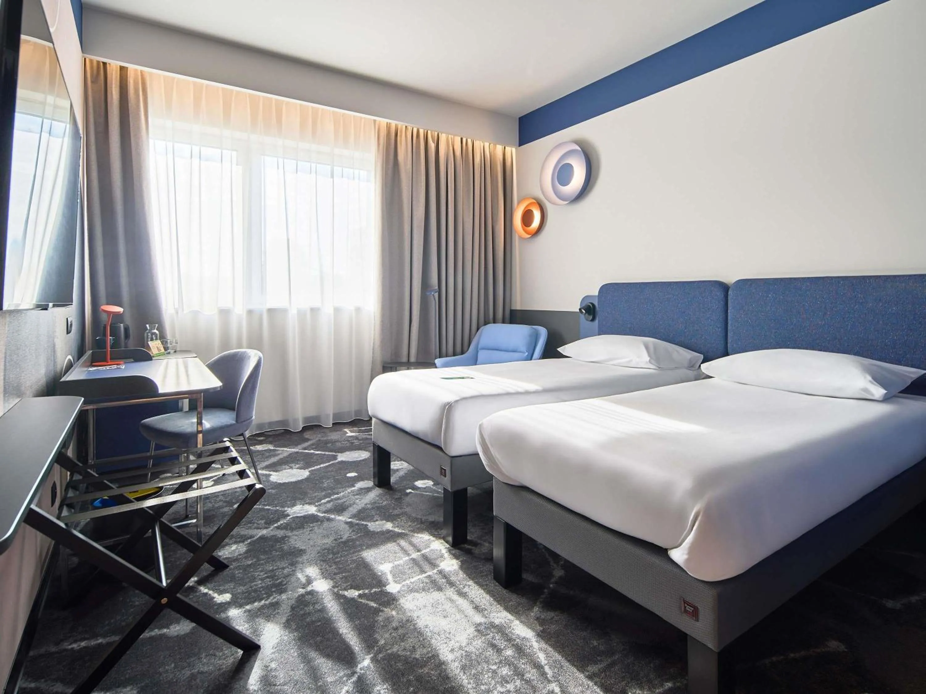 Bedroom, Bed in ibis Styles Katowice Airport