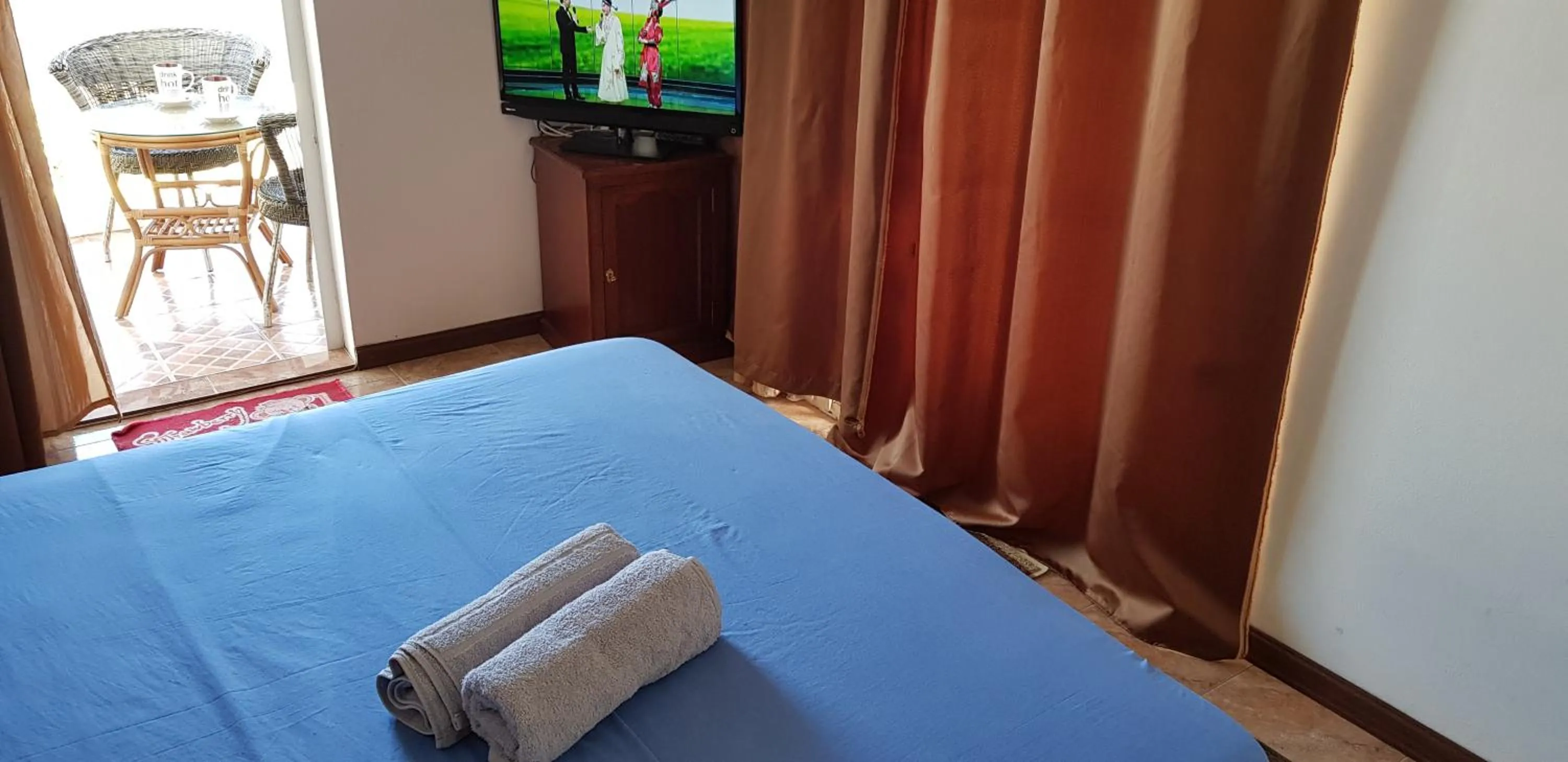 Coffee/tea facilities, Bed in LeBovallon B&B