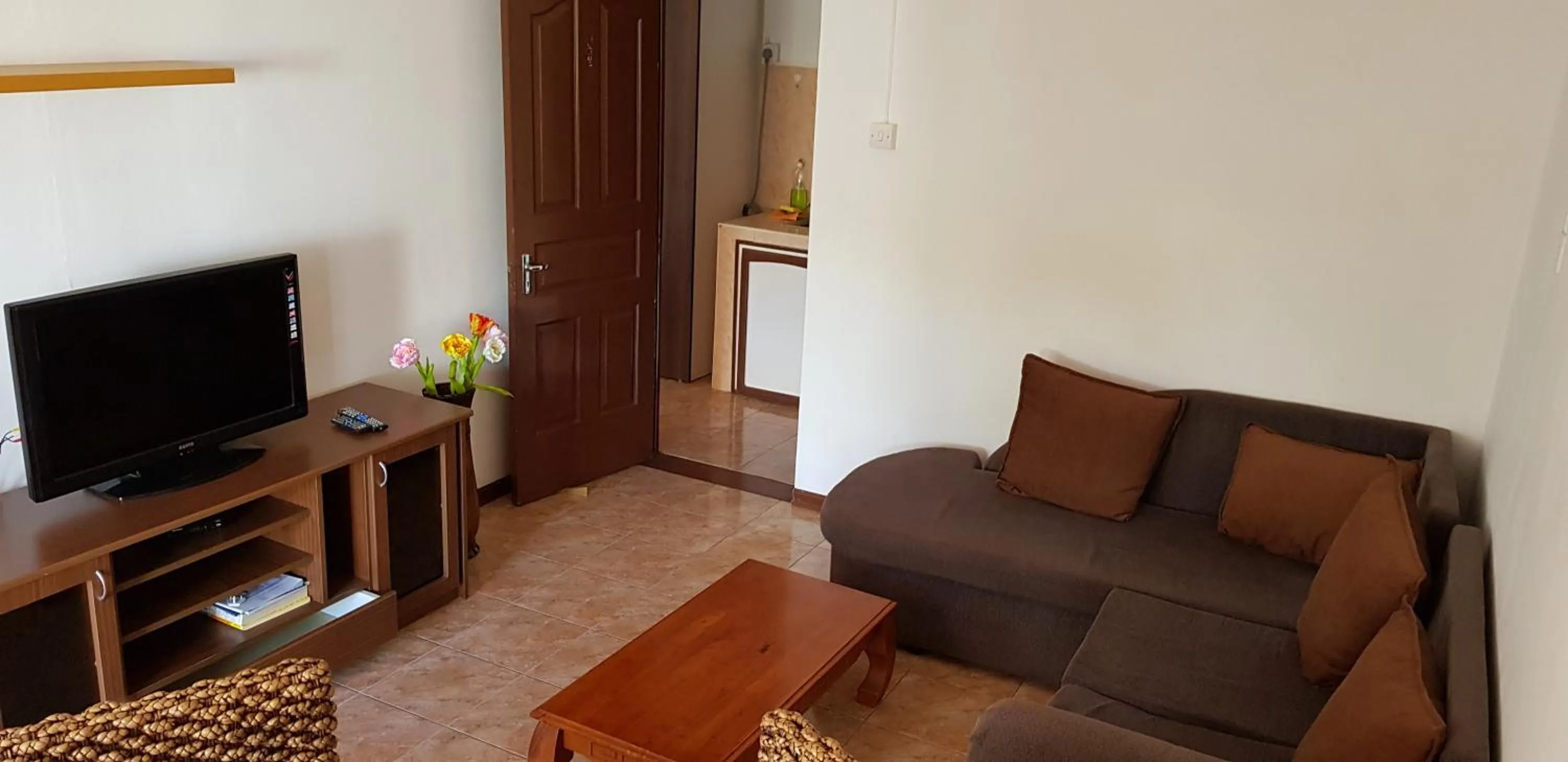 Dining area in LeBovallon B&B