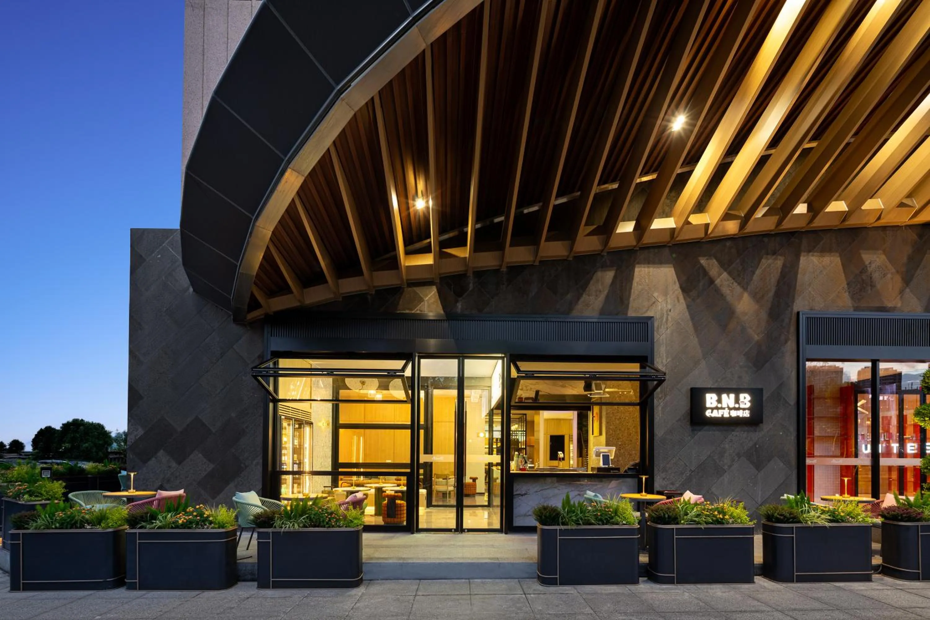Restaurant/places to eat in Atwell Suites Shanghai by IHG, Wuning Road Global Harbor Branch