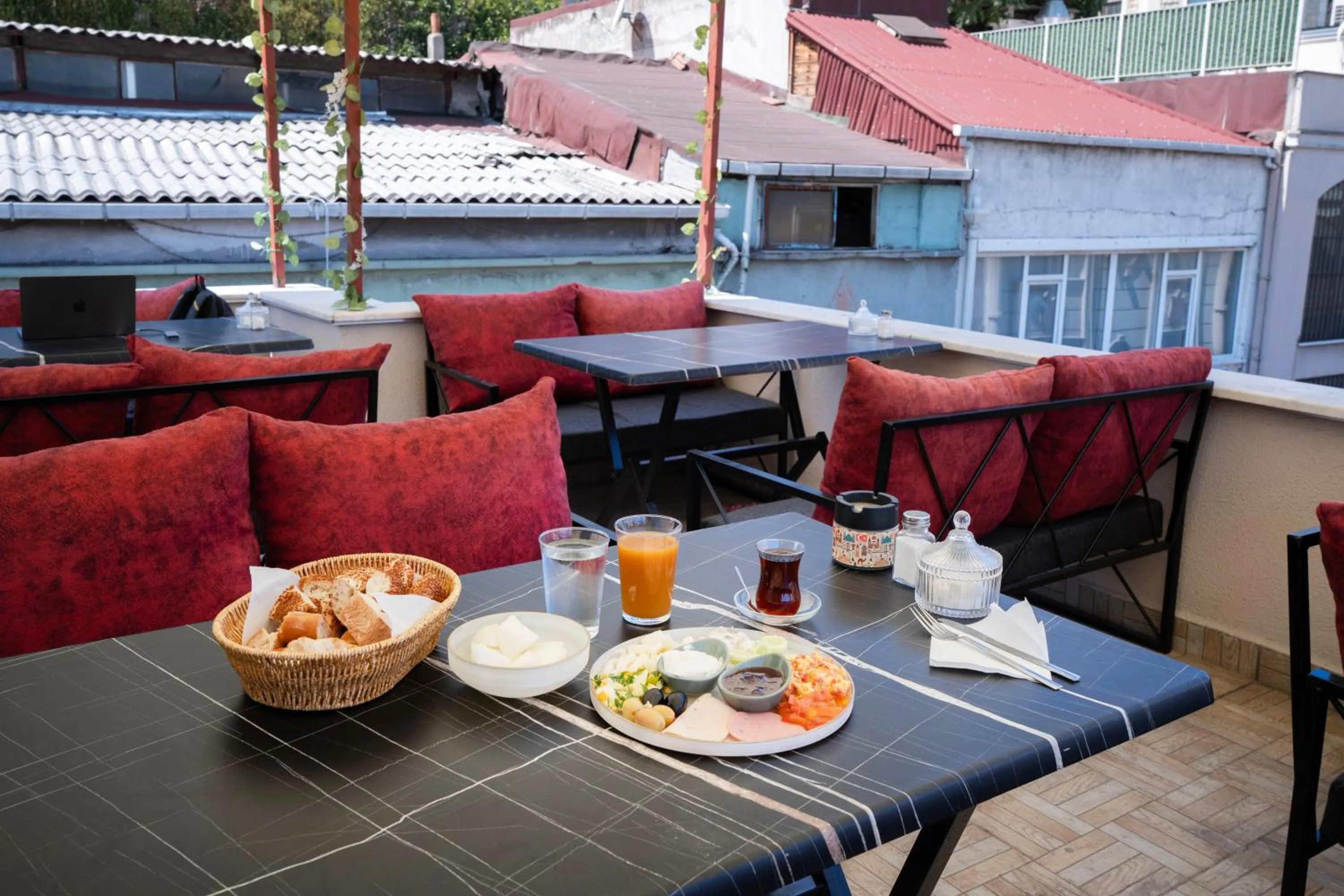 Balcony/Terrace in Viva Butik Sirkeci
