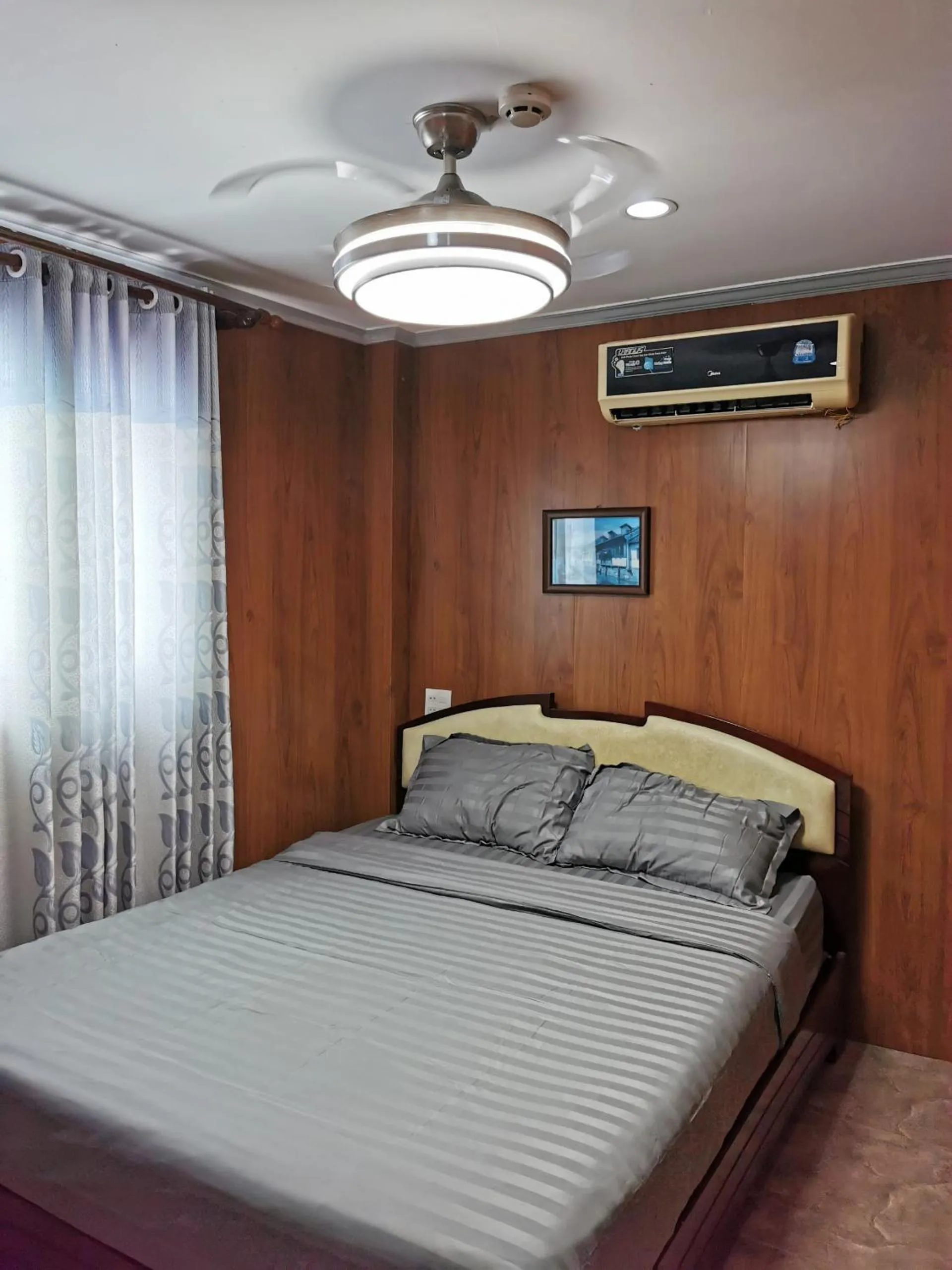 Bedroom, Bed in Number One Hotel