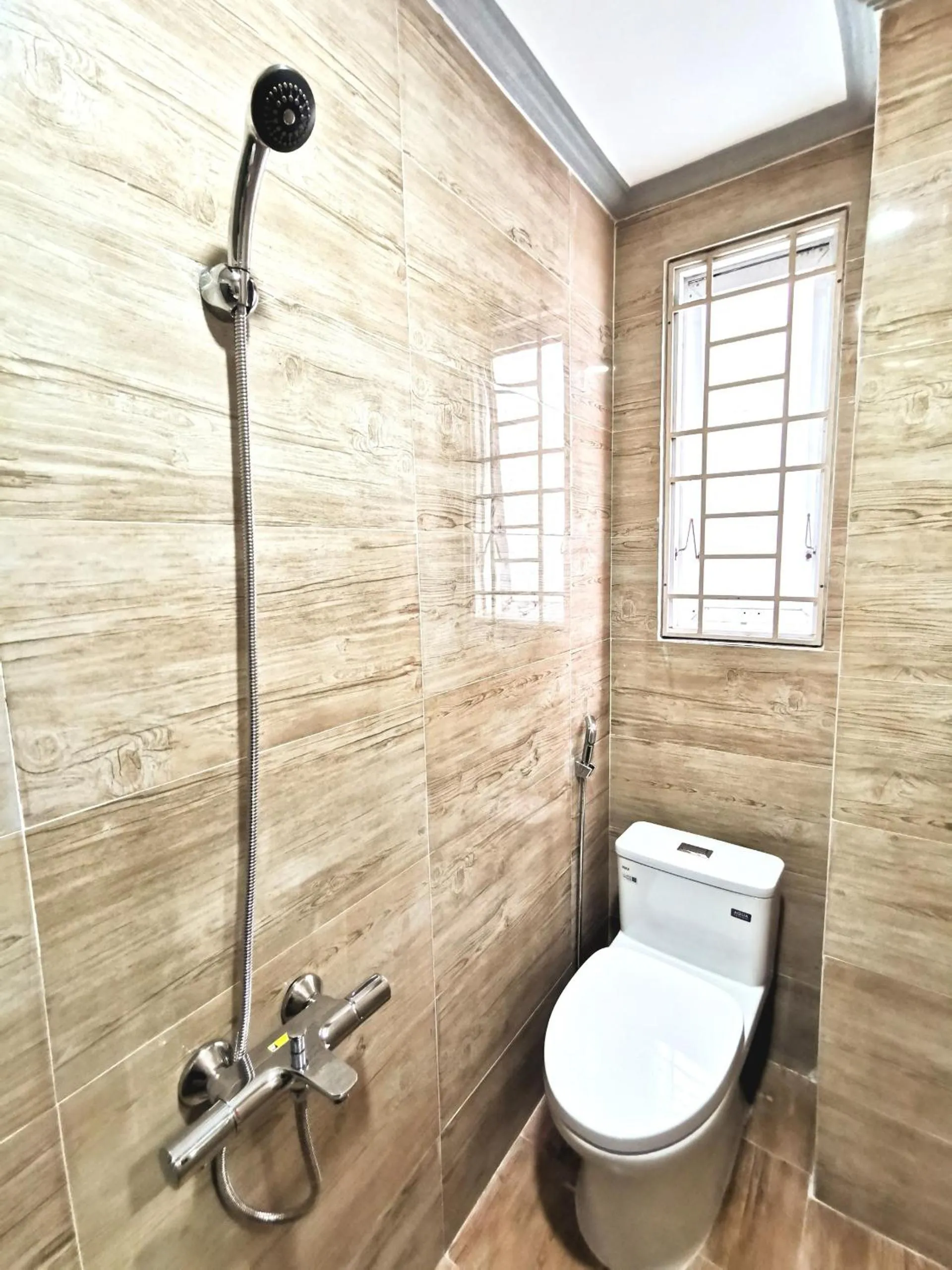 Shower in Number One Hotel