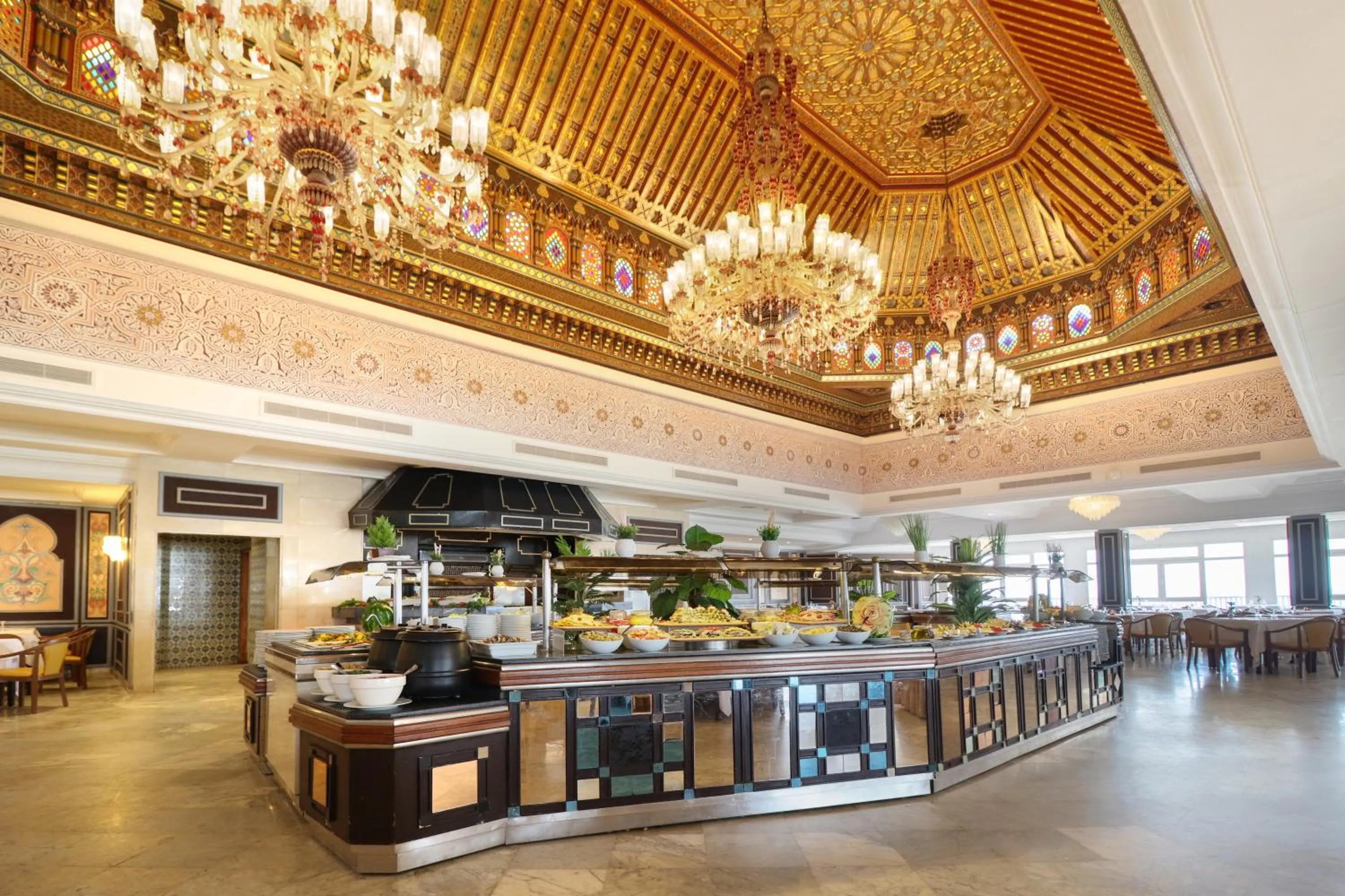 Restaurant/places to eat in Sol Azur