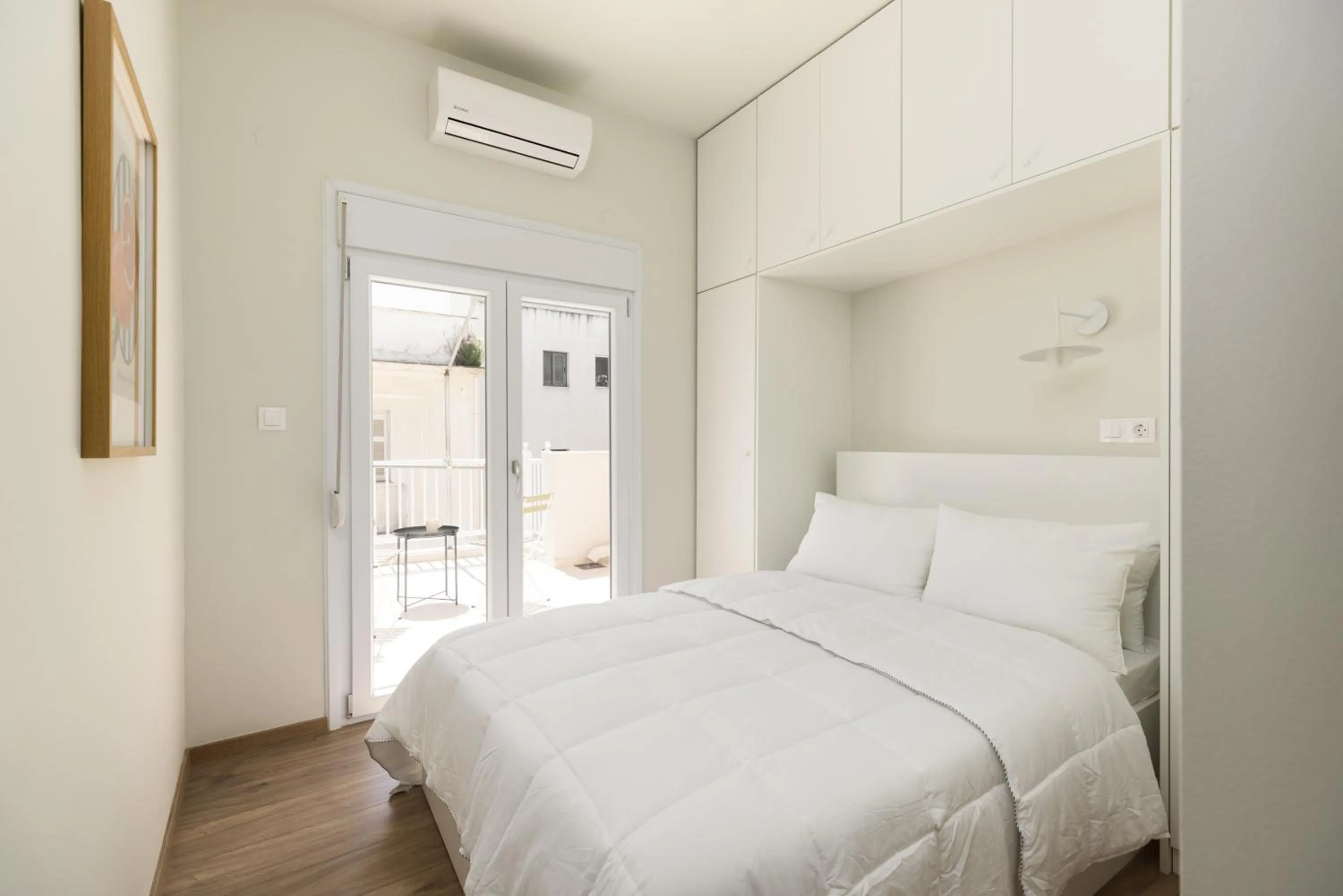 Bed in Celine Volos by halu! Cozy apartments in the center