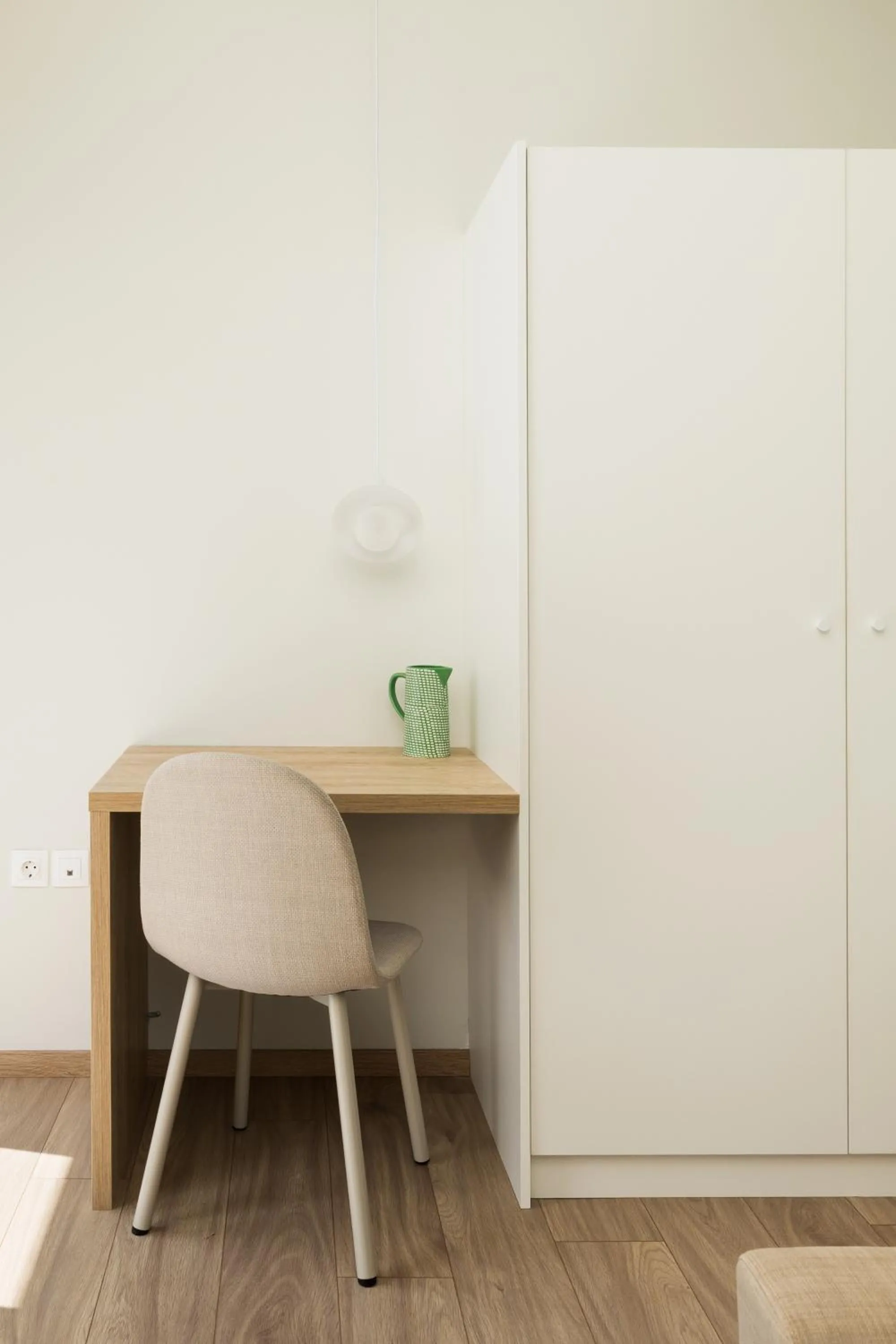 Dining area in Celine Volos by halu! Cozy apartments in the center