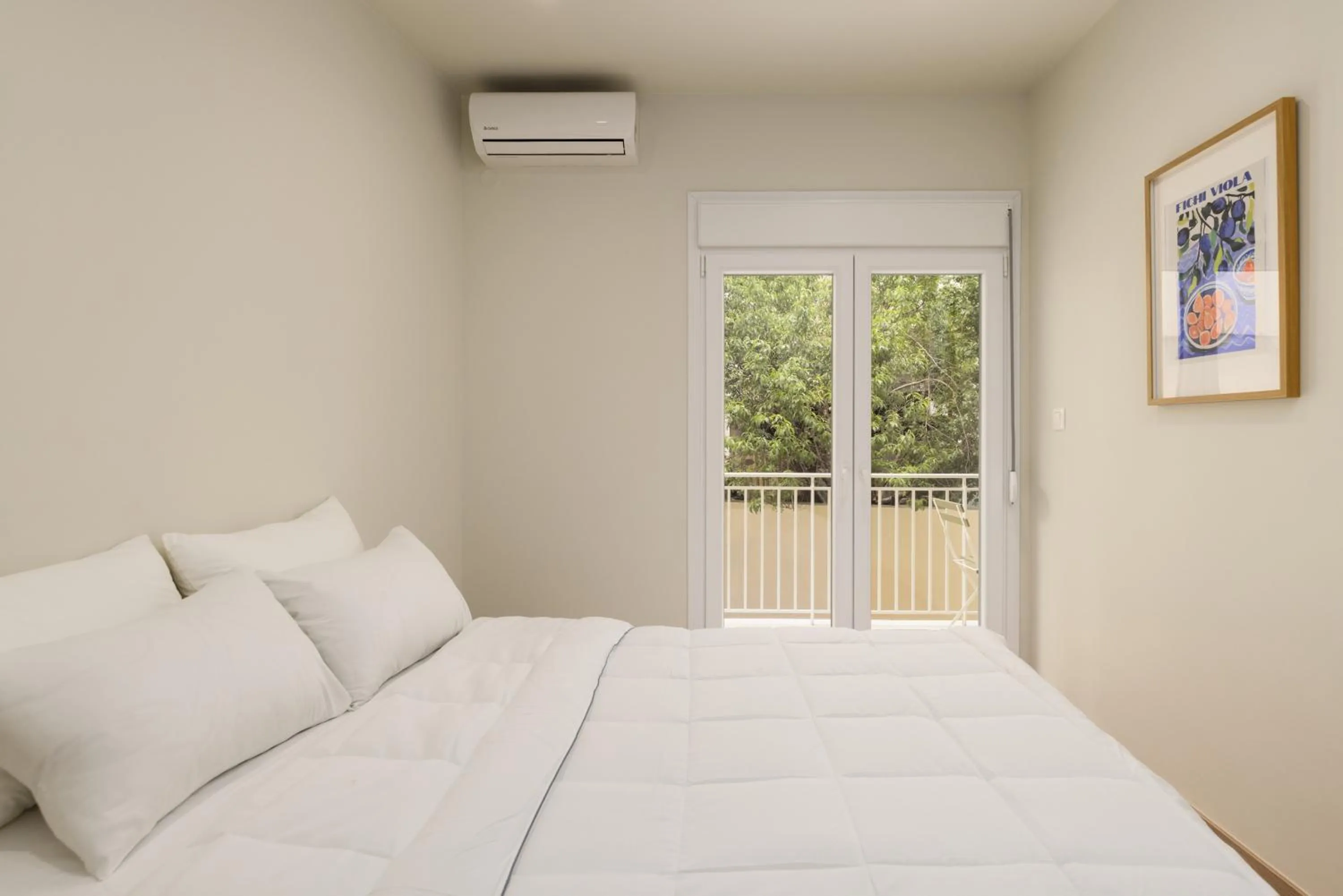 Bed in Celine Volos by halu! Cozy apartments in the center