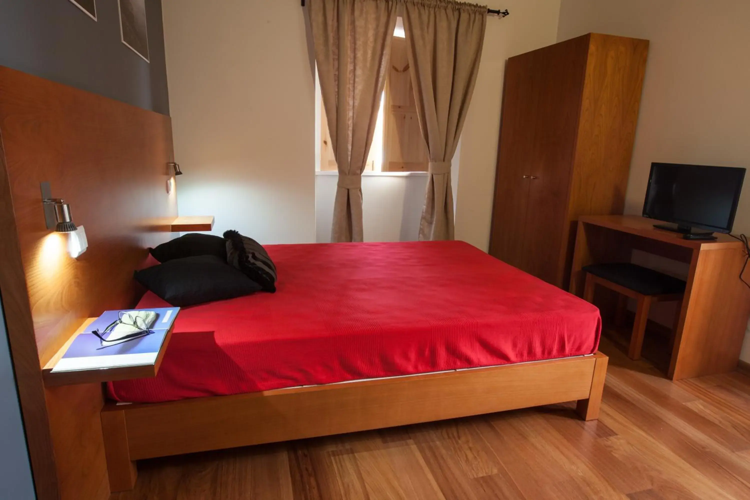 Double Room with Private Bathroom in Pico da Saudade Double Room with Private Bathroom in Pico da Saudade