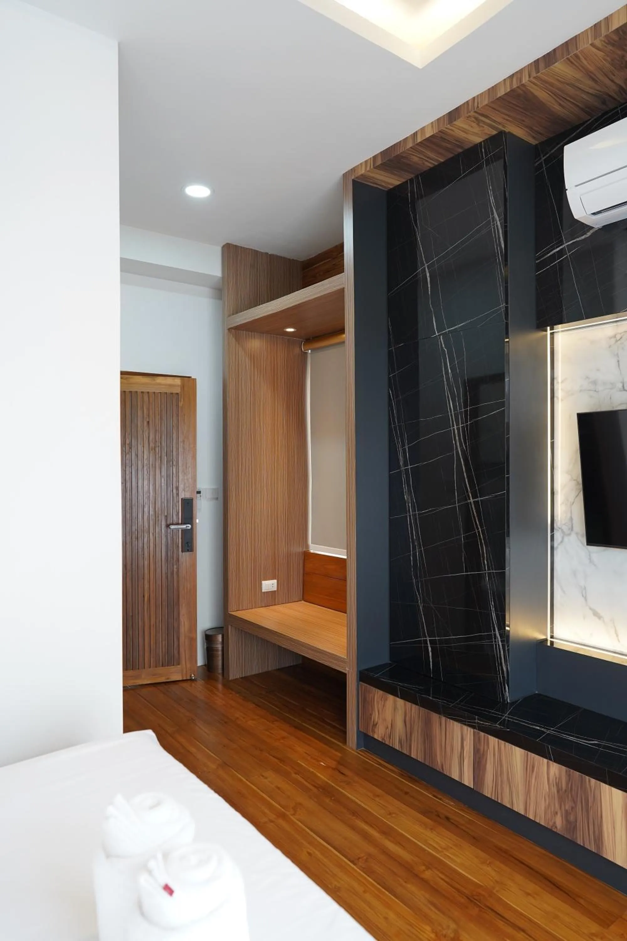 Bedroom, Bed in Ashi Poshtel