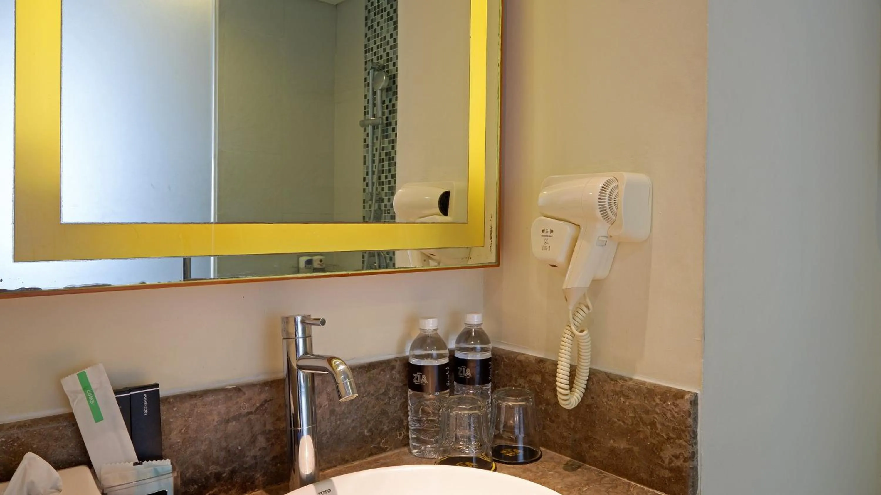 Bathroom in Zia Hotel Kuta