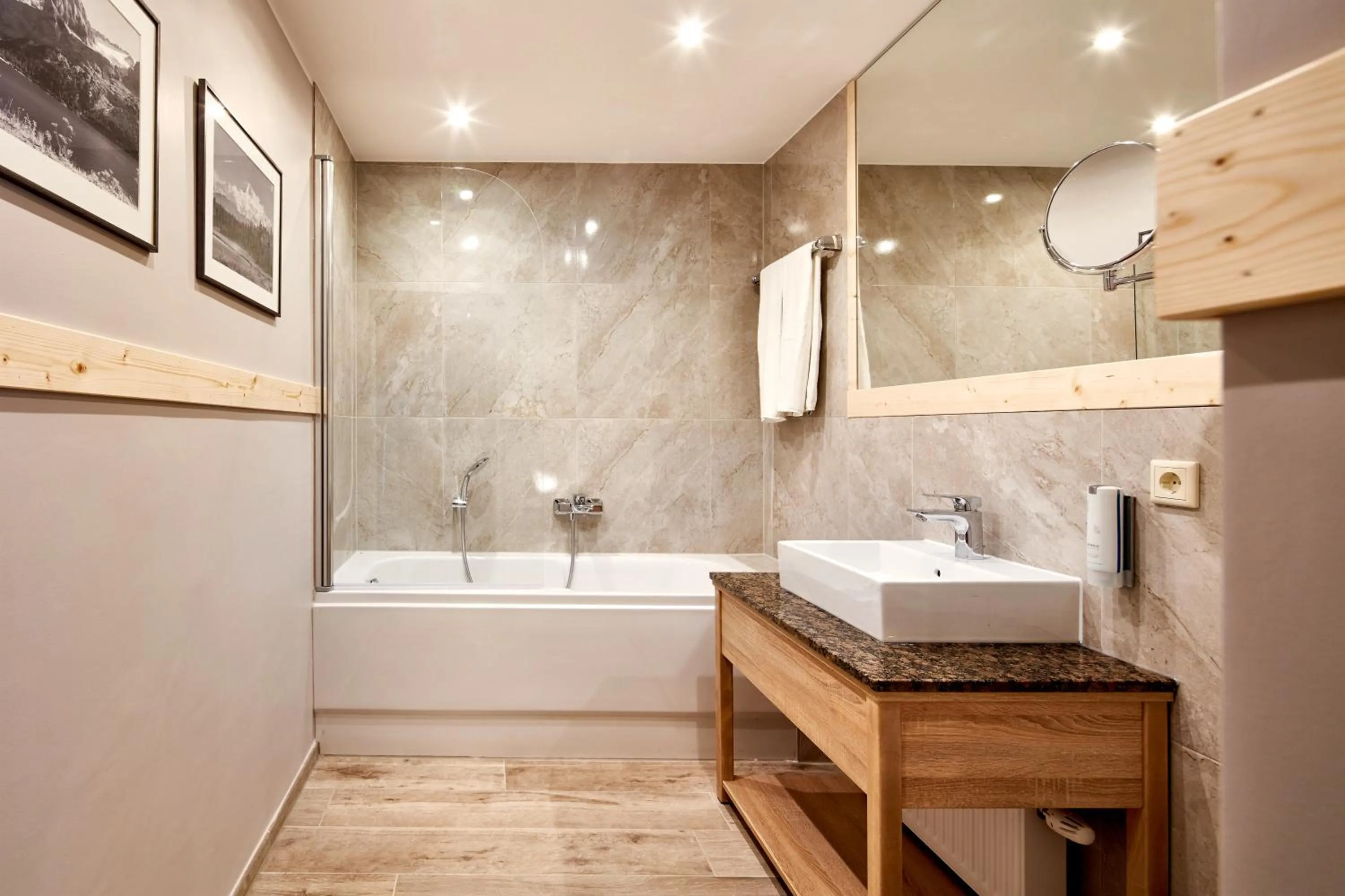 Bathroom in Das Alpenhaus Katschberg 1640 inkl Lungau Card