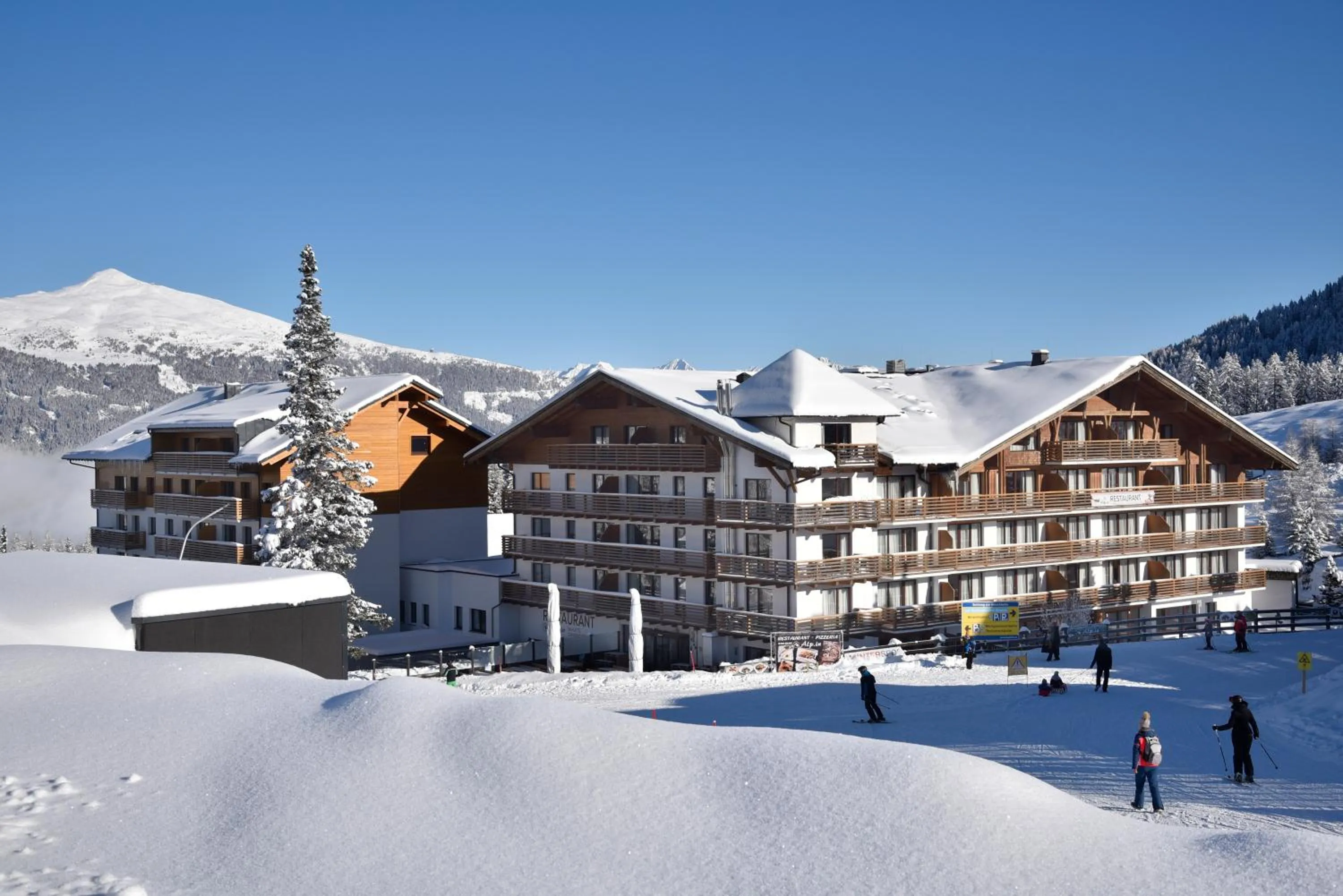 Property building in Das Alpenhaus Katschberg 1640 inkl Lungau Card