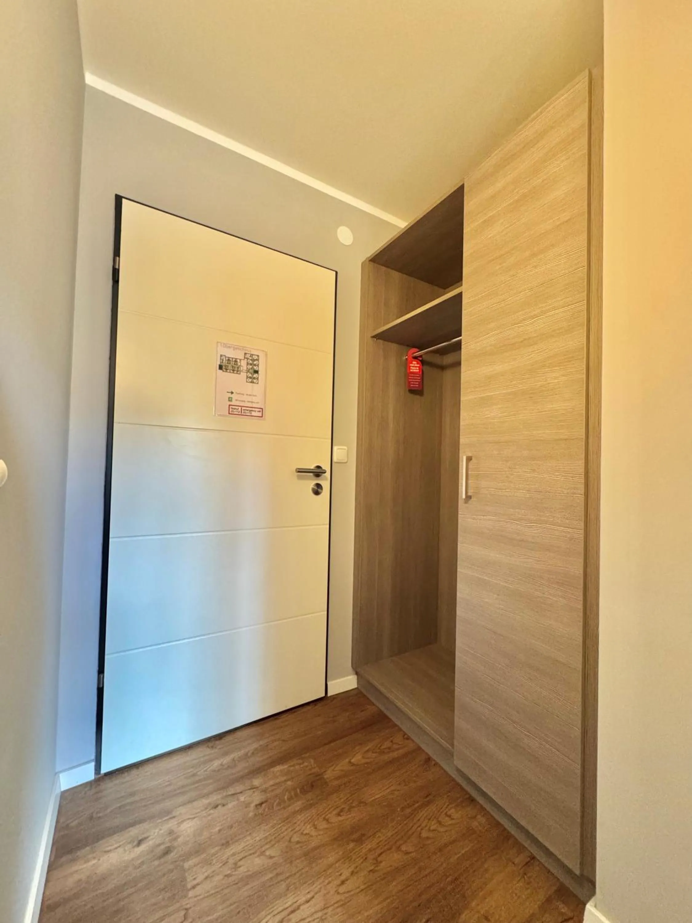 wardrobe in AR Boutique Hotel Heusenstamm