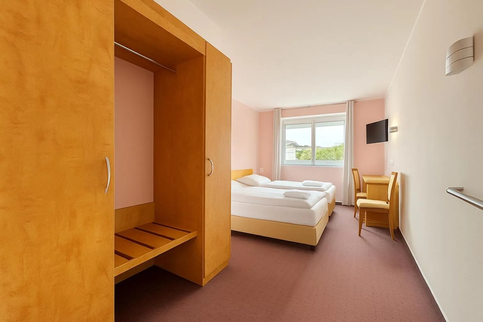 Photo of the whole room, Bed in AR Boutique Hotel Heusenstamm