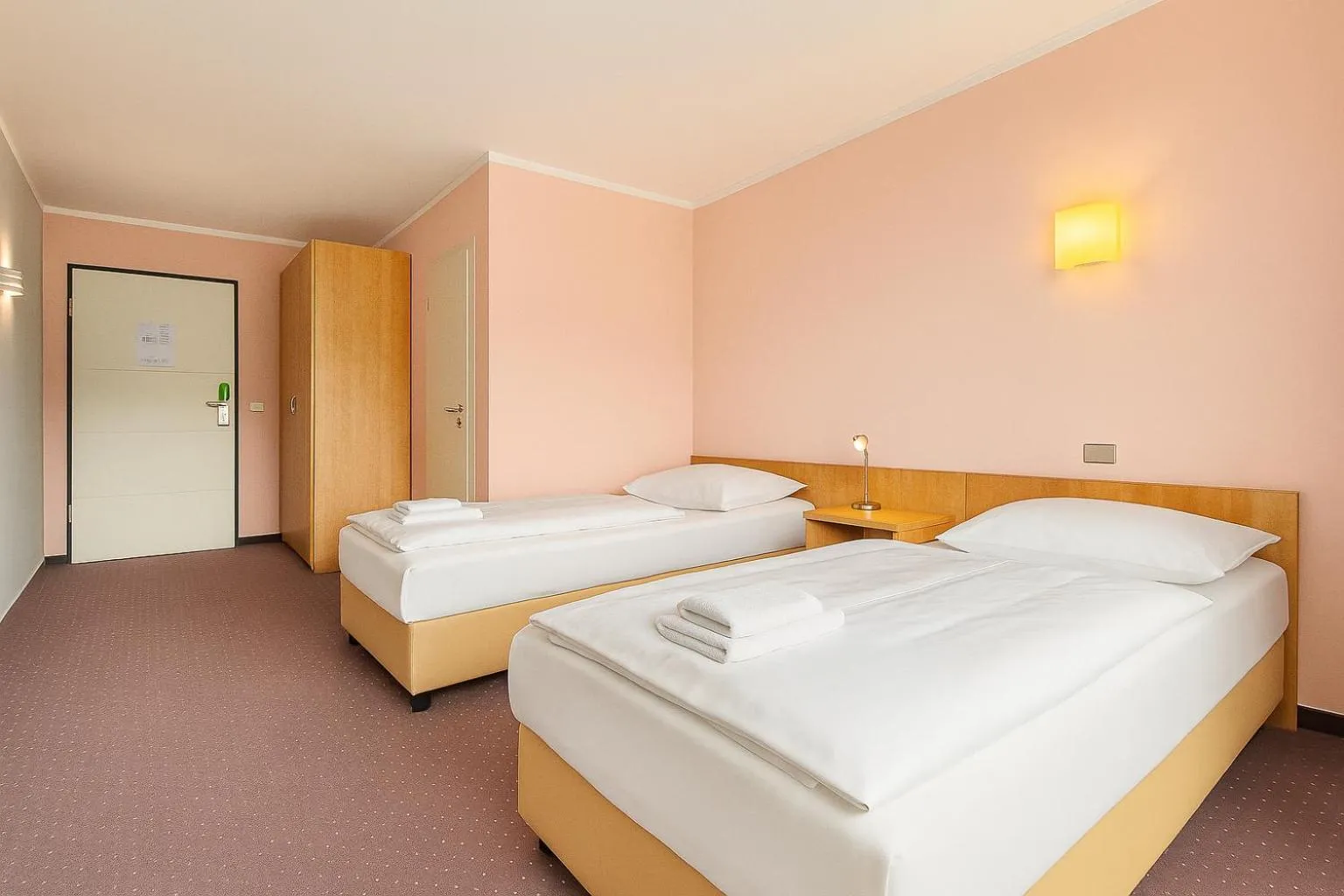 Photo of the whole room, Bed in AR Boutique Hotel Heusenstamm