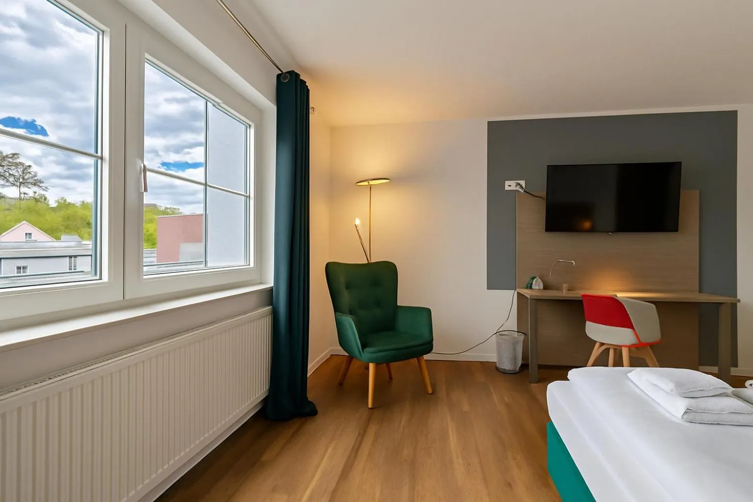 TV and multimedia, Bed in AR Boutique Hotel Heusenstamm
