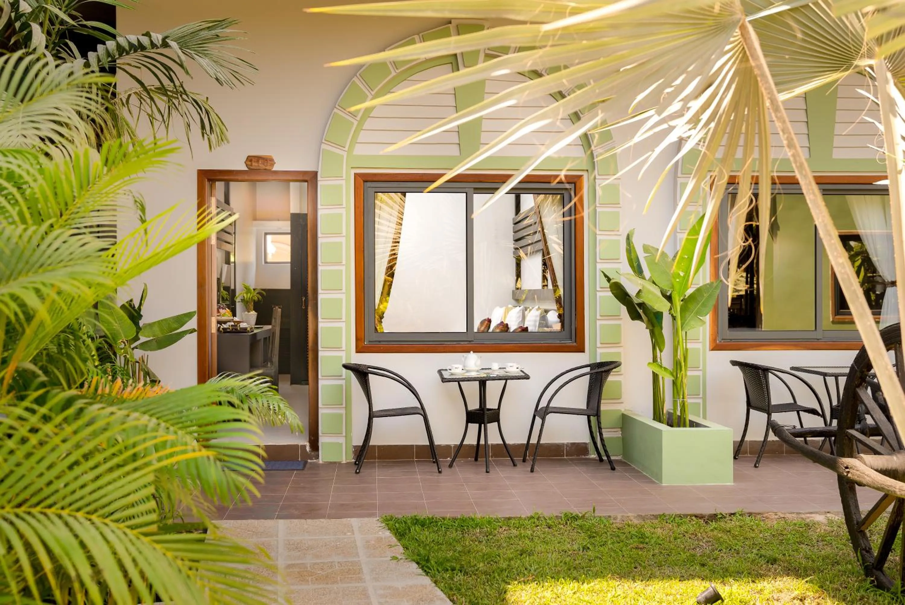 Coffee/tea facilities in Reveal Courtyard in Reveal Angkor