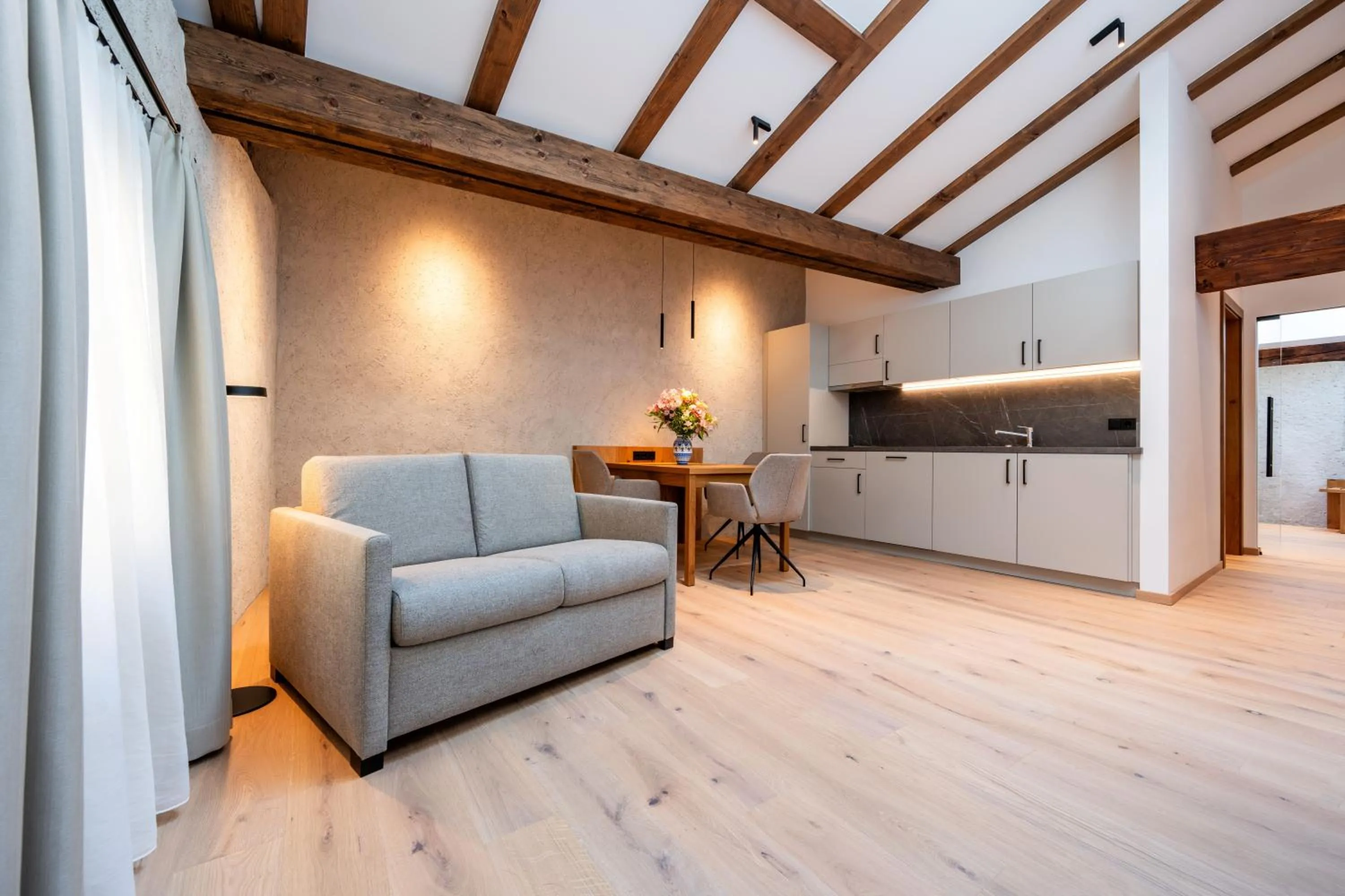 Photo of the whole room in Hotel Traube Rattenberg