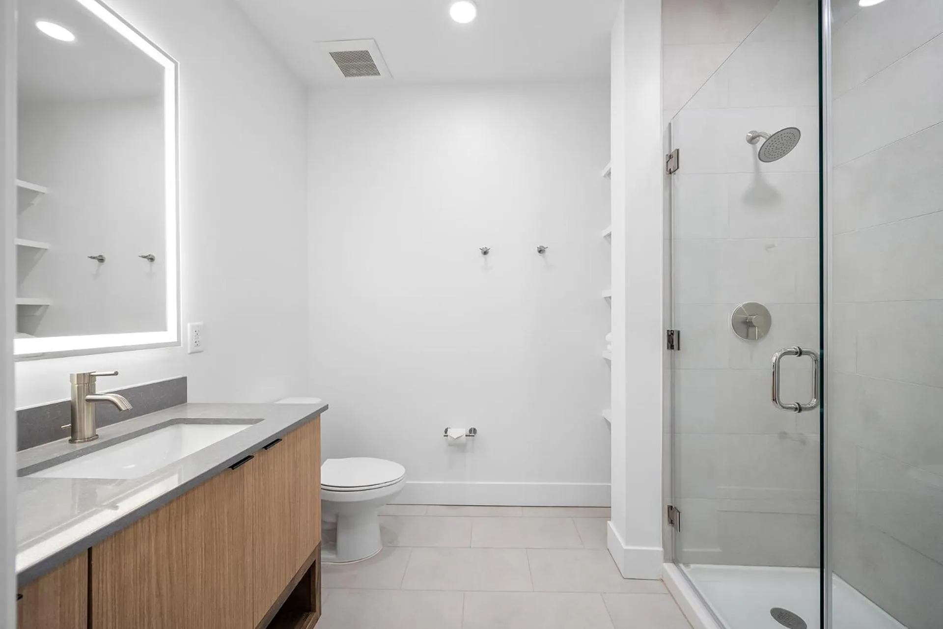 Bathroom in Anthem House Huntsville MidCity, powered by Placemakr