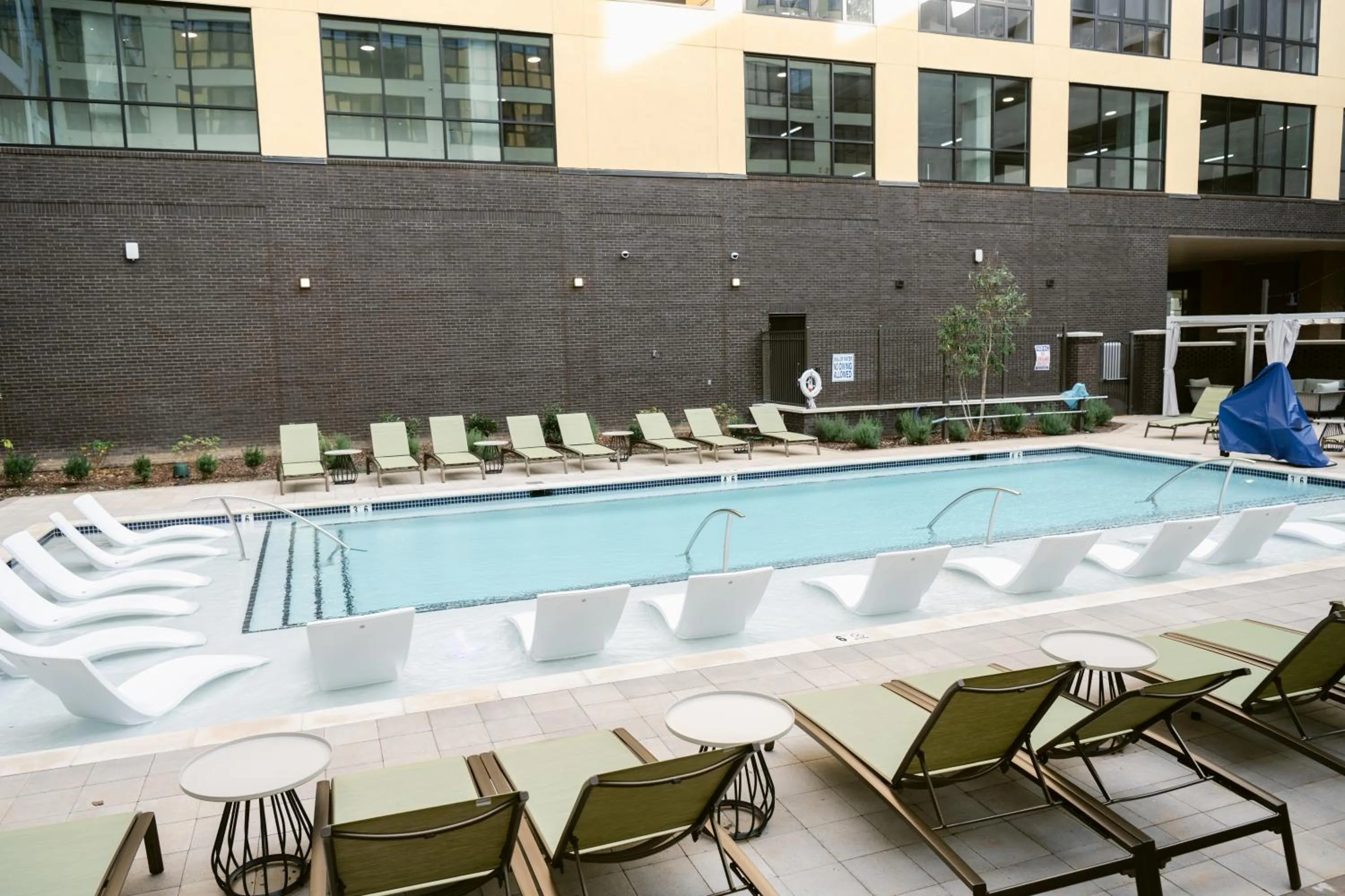 Swimming pool in Anthem House Huntsville MidCity, powered by Placemakr