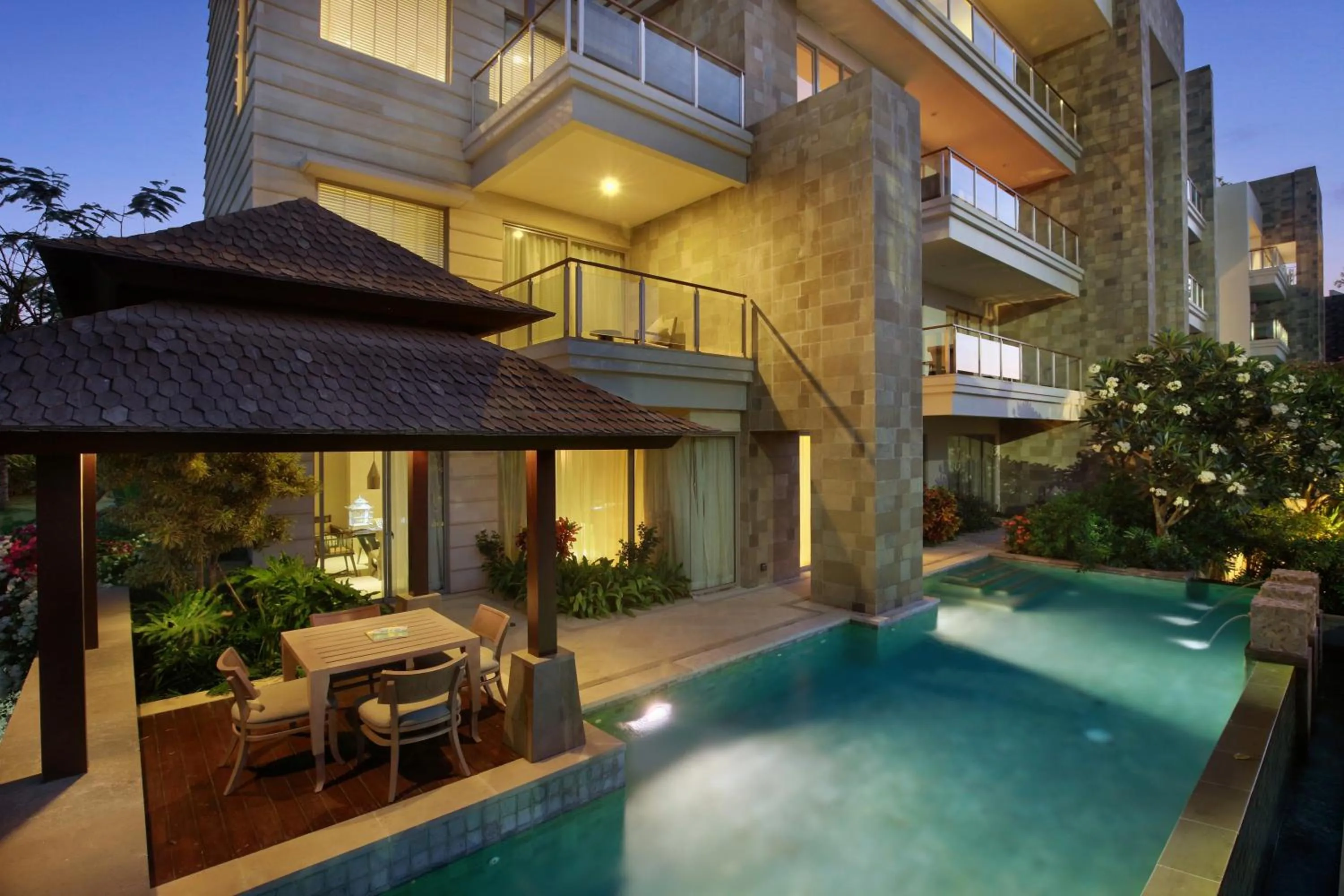 Swimming pool in Luxury Apartment at AYANA Residences