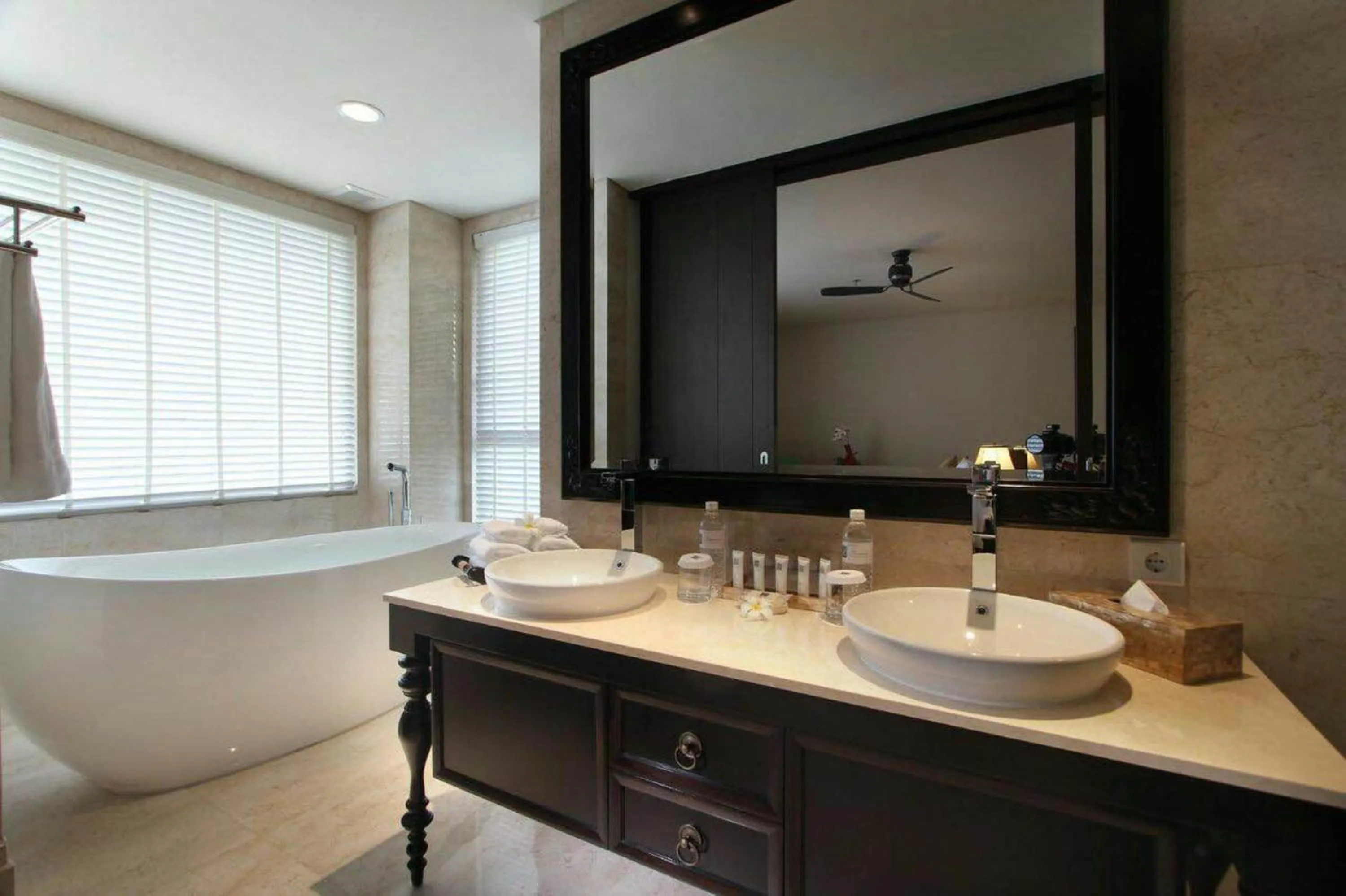 Bathroom in Luxury Apartment at AYANA Residences