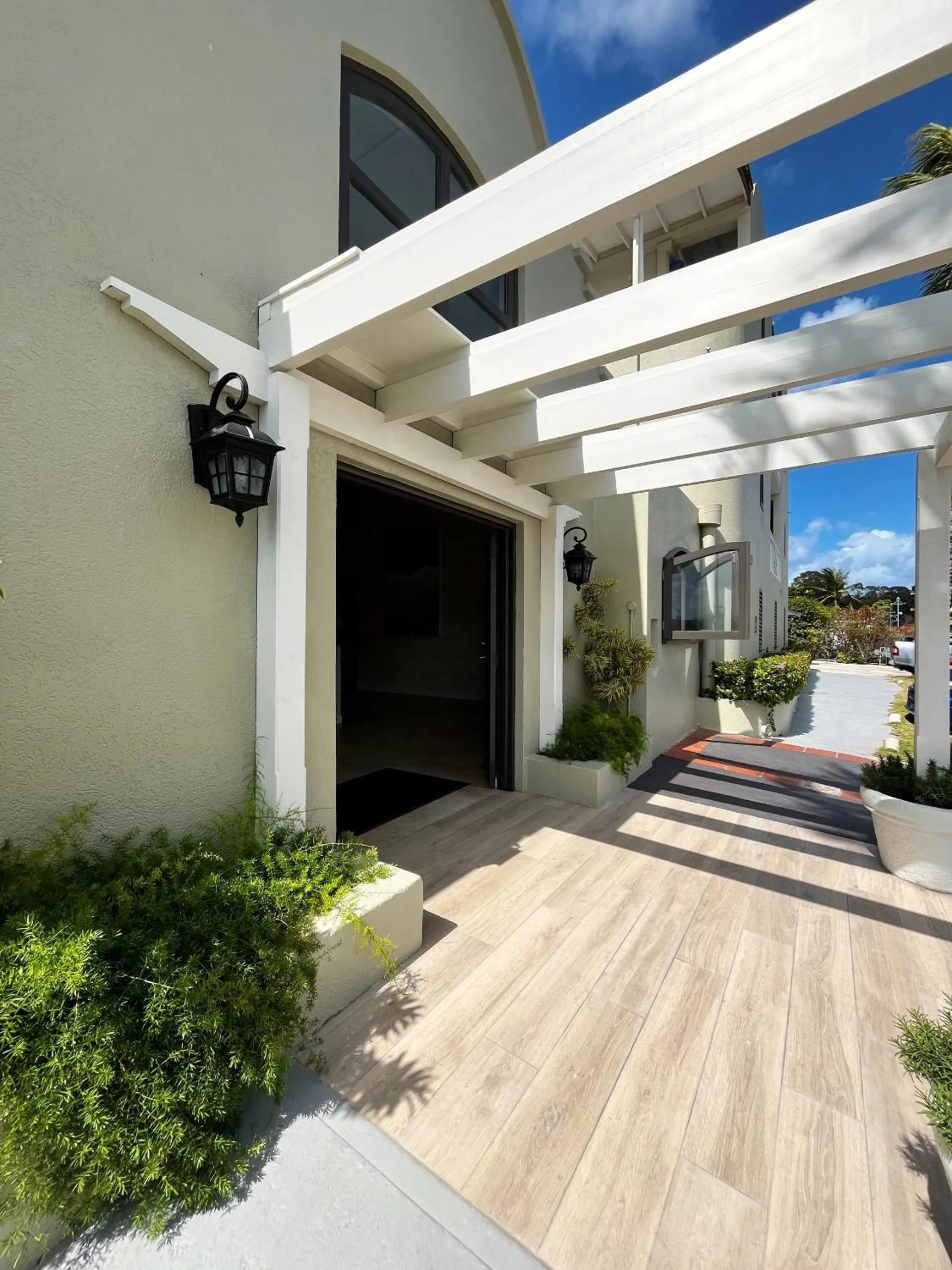 Property building in Hôtel Le Roy