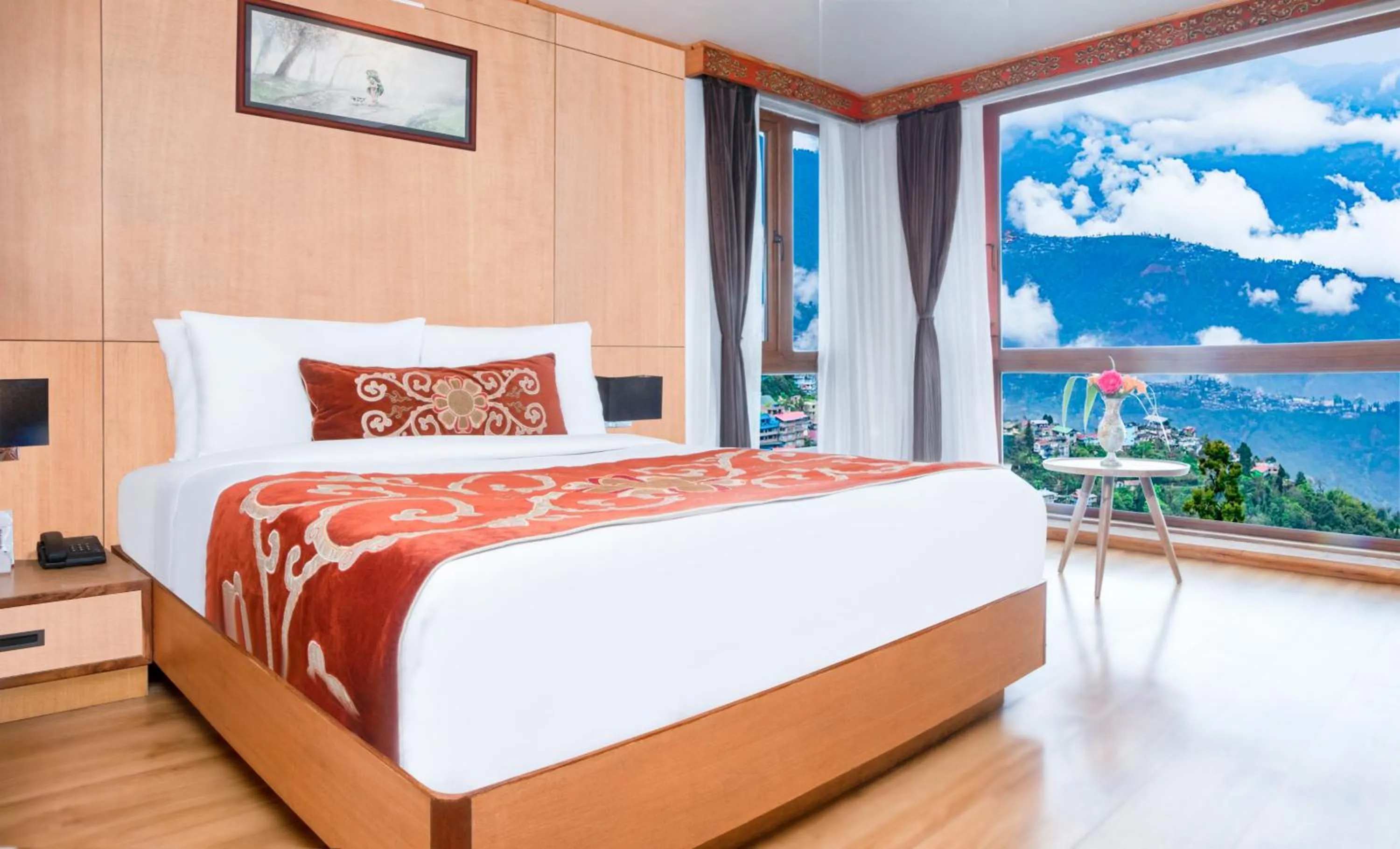 Bed in Summit Swiss Heritage Resort & Spa