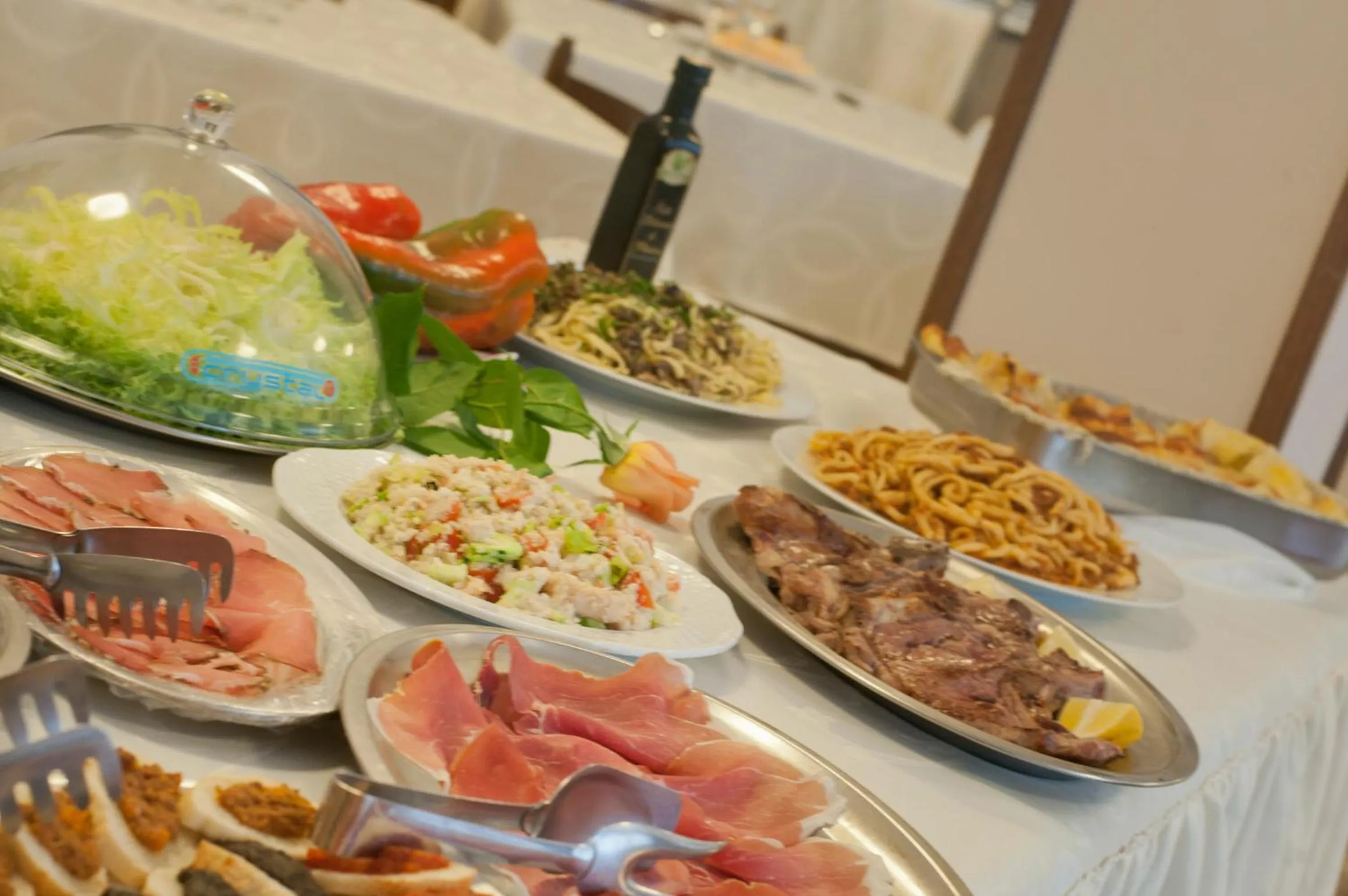 Restaurant/places to eat in Albergo La Rosetta