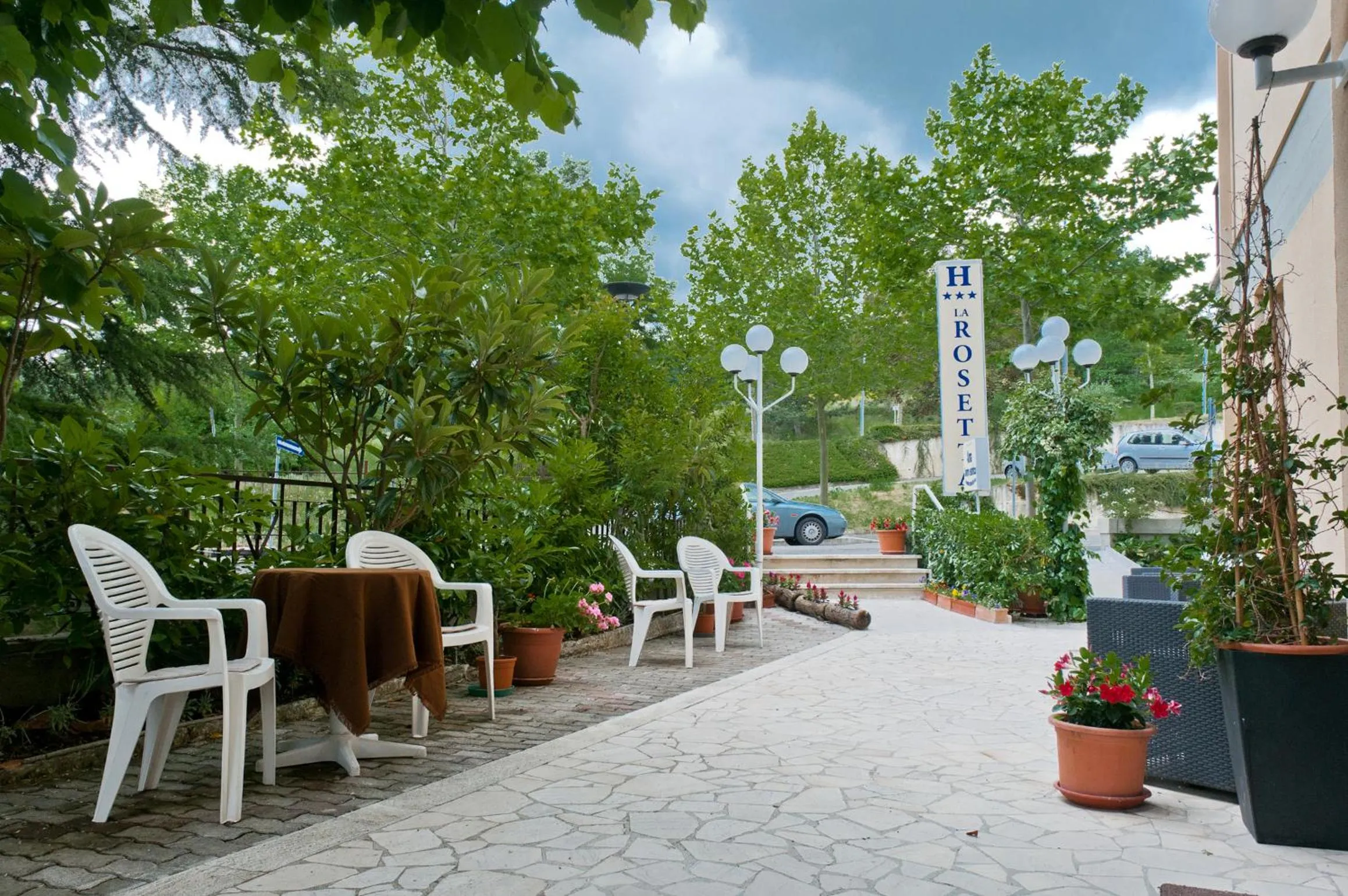 Garden in Albergo La Rosetta