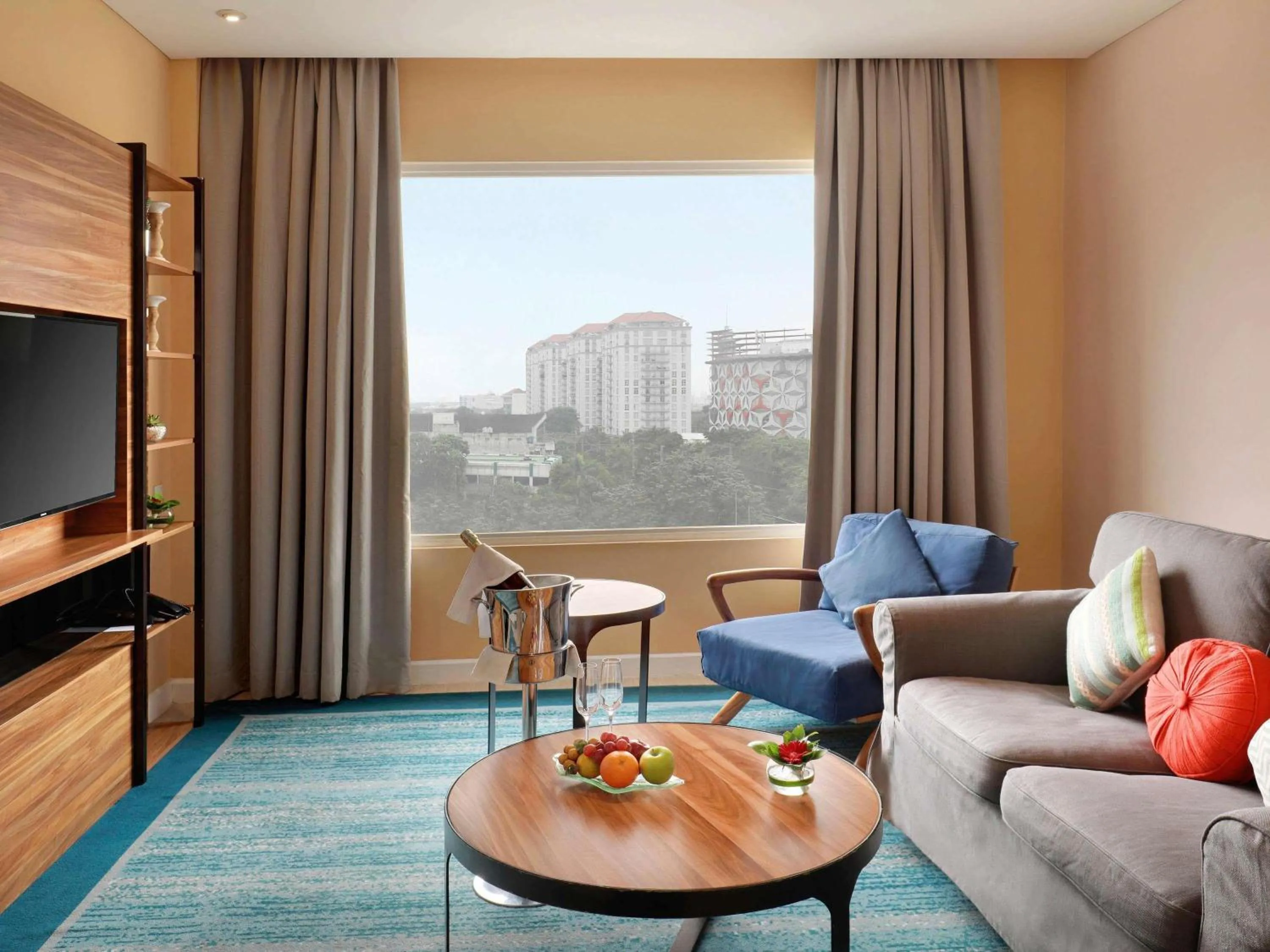 Bedroom in Mercure Jakarta Cikini