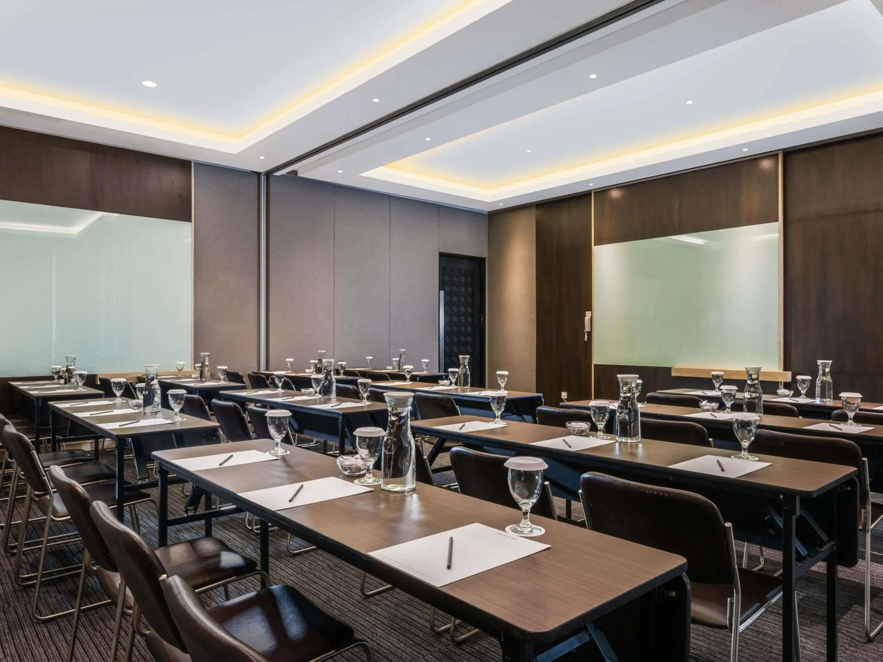 Business facilities in Mercure Jakarta Cikini