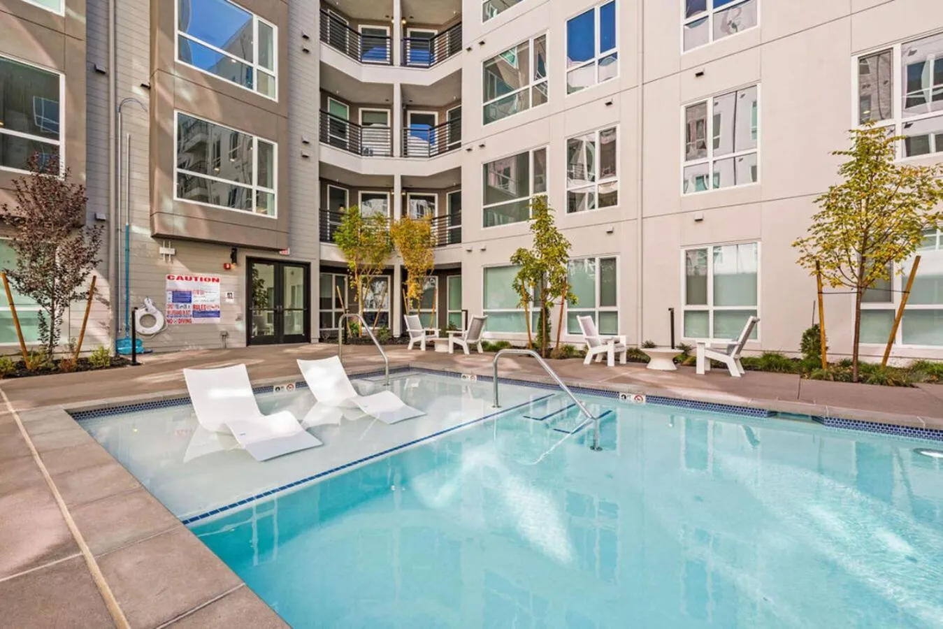 Swimming pool in Placemakr Reno