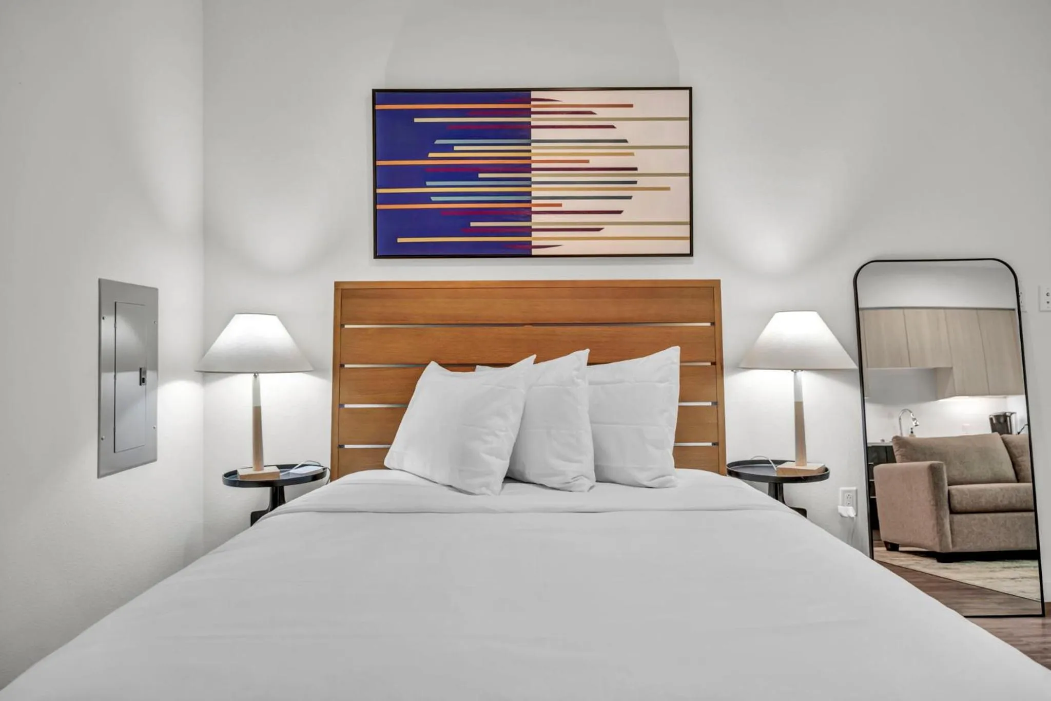 Bedroom, Bed in Placemakr Reno