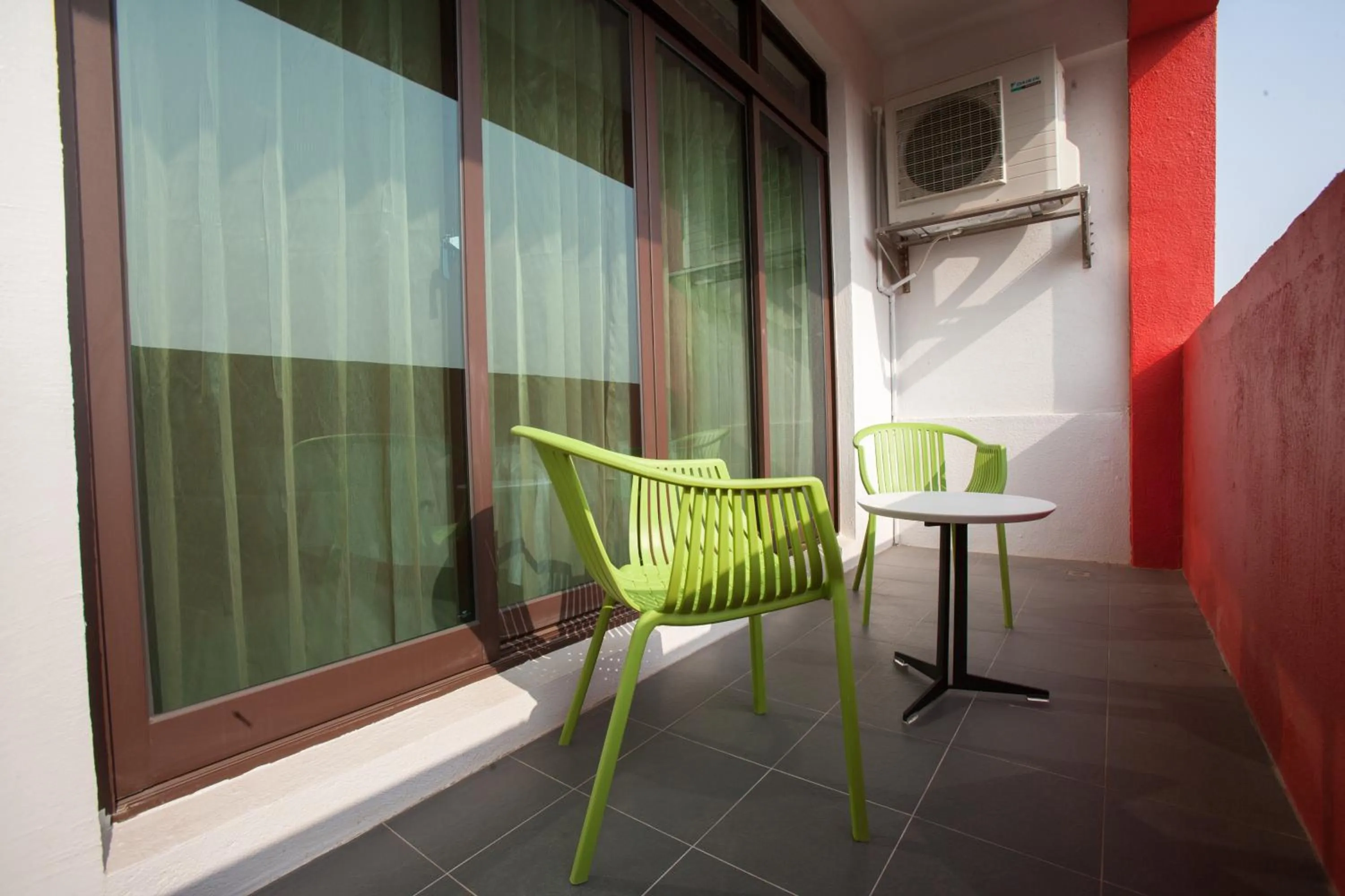 Day in 823 Tourist Hotel