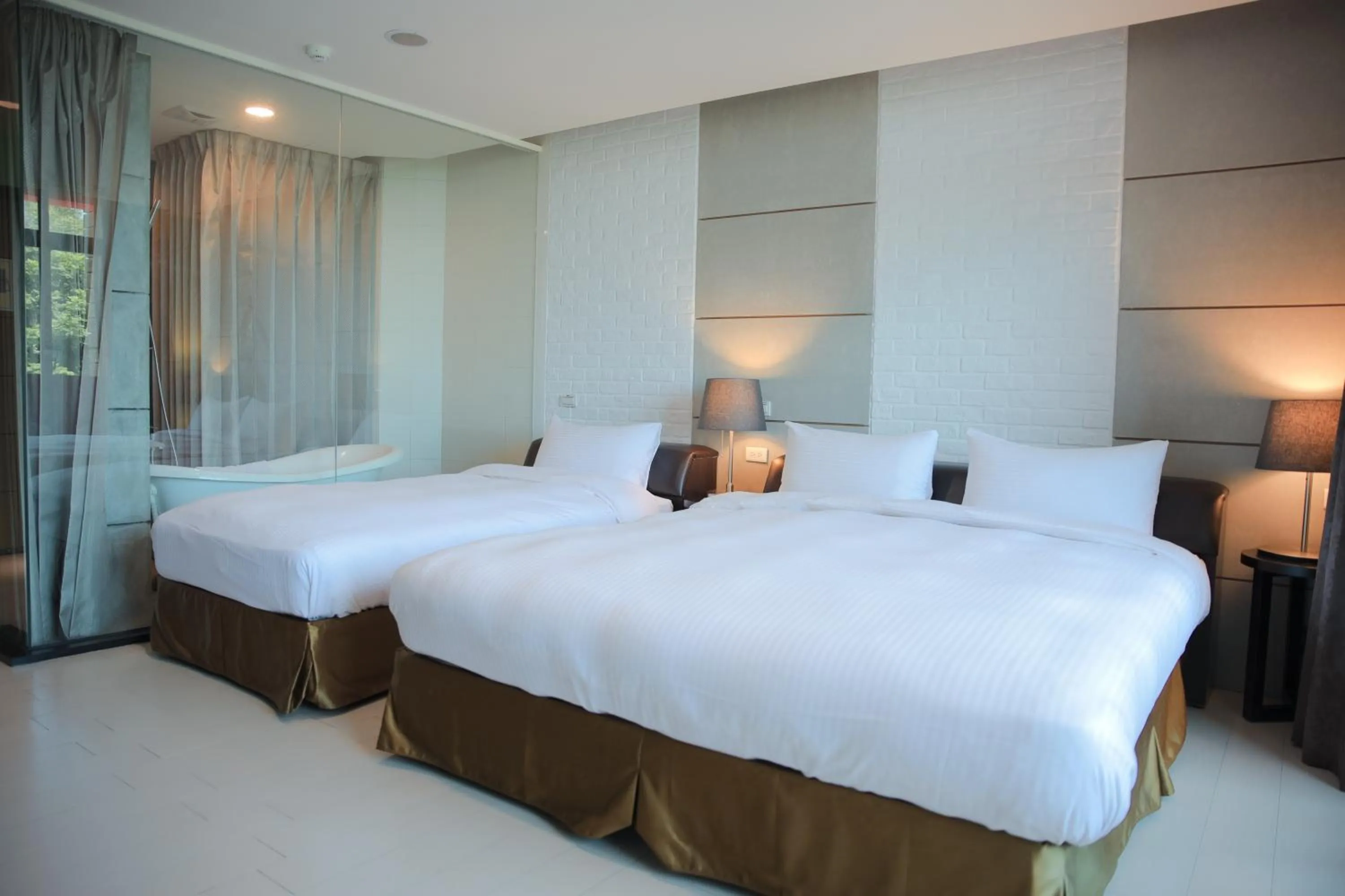 Bed in 823 Tourist Hotel