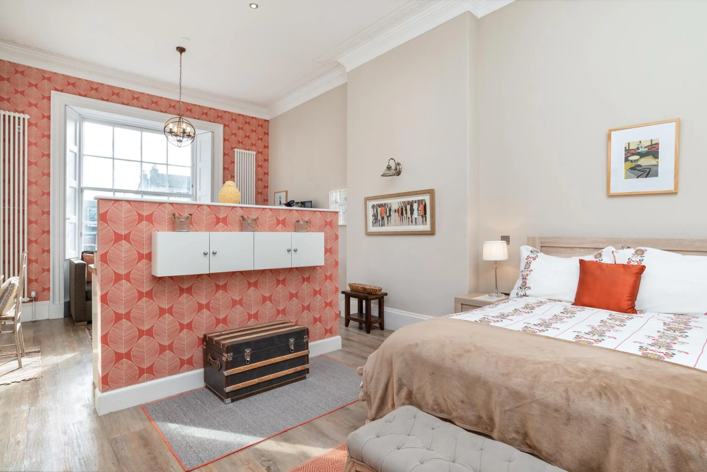 Photo of the whole room, Bed in Haymarket Apartments