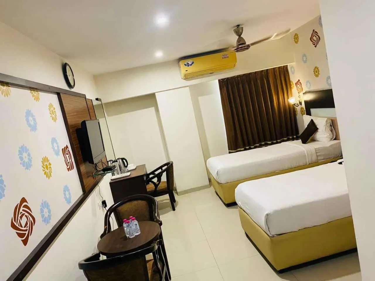Bed in Hotel Sitara Grand L.B. Nagar