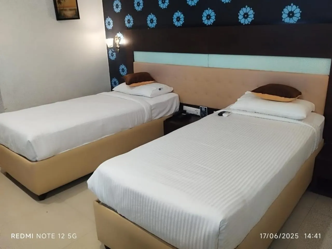 Bed in Hotel Sitara Grand L.B. Nagar