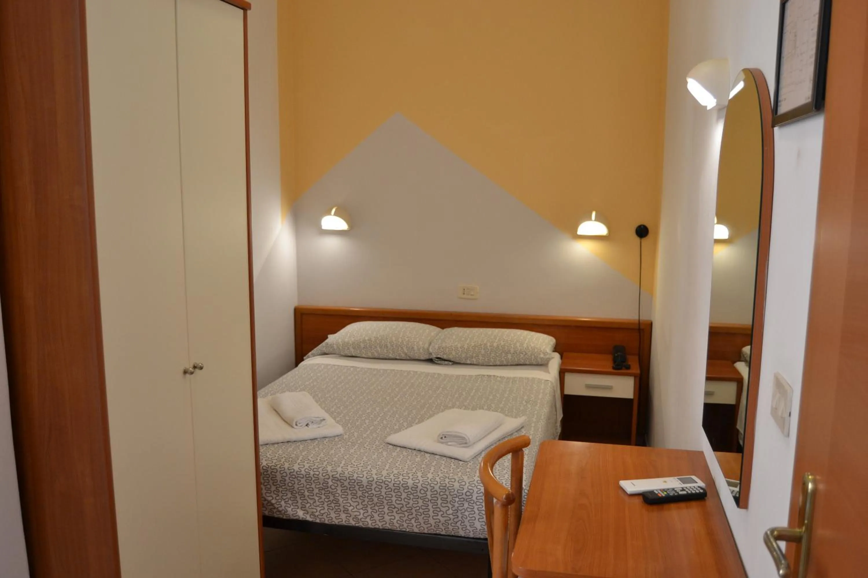 Photo of the whole room, Bed in Hotel Villa Caterina